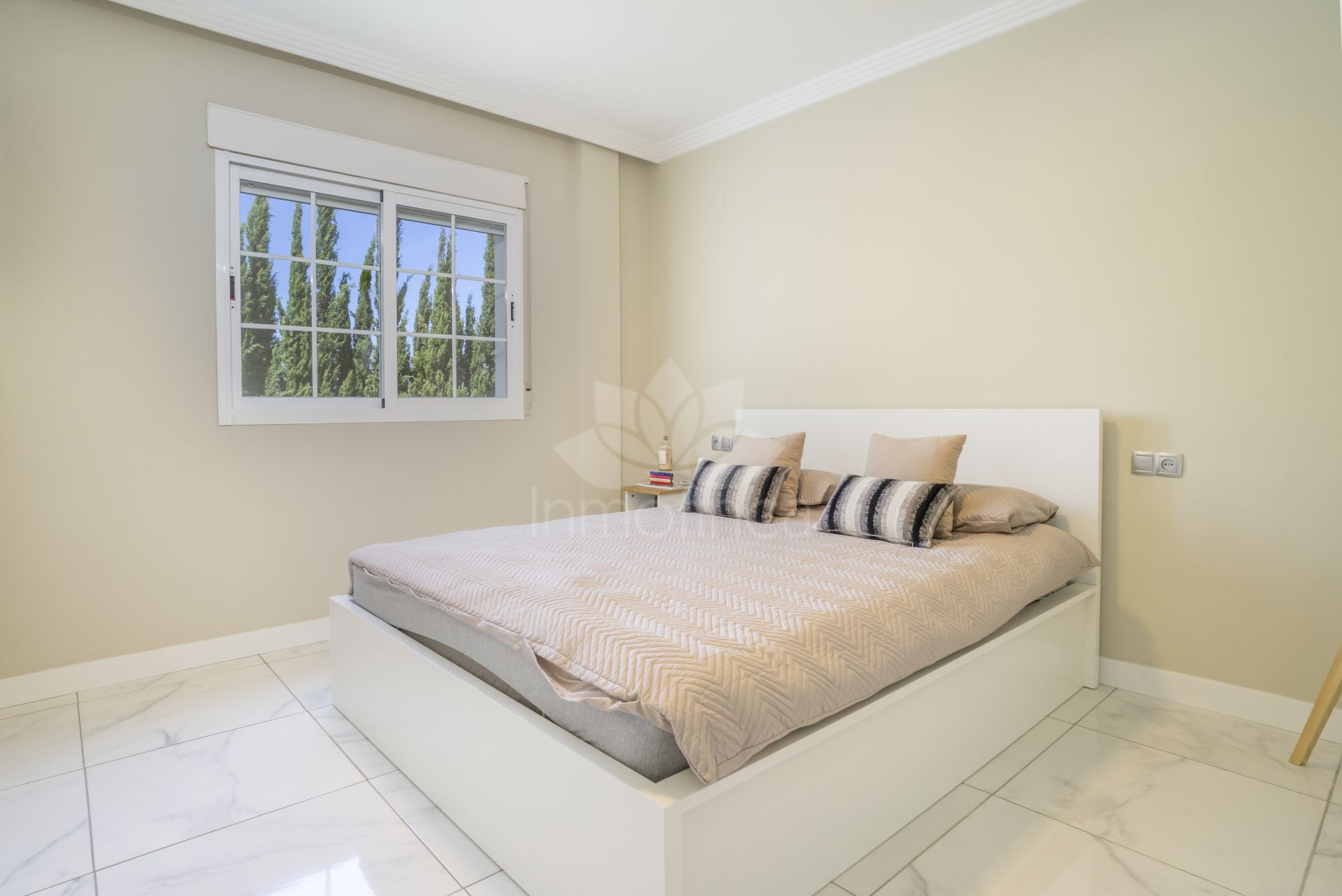 Apartamento Planta Baja en Nueva Andalucia, Marbella