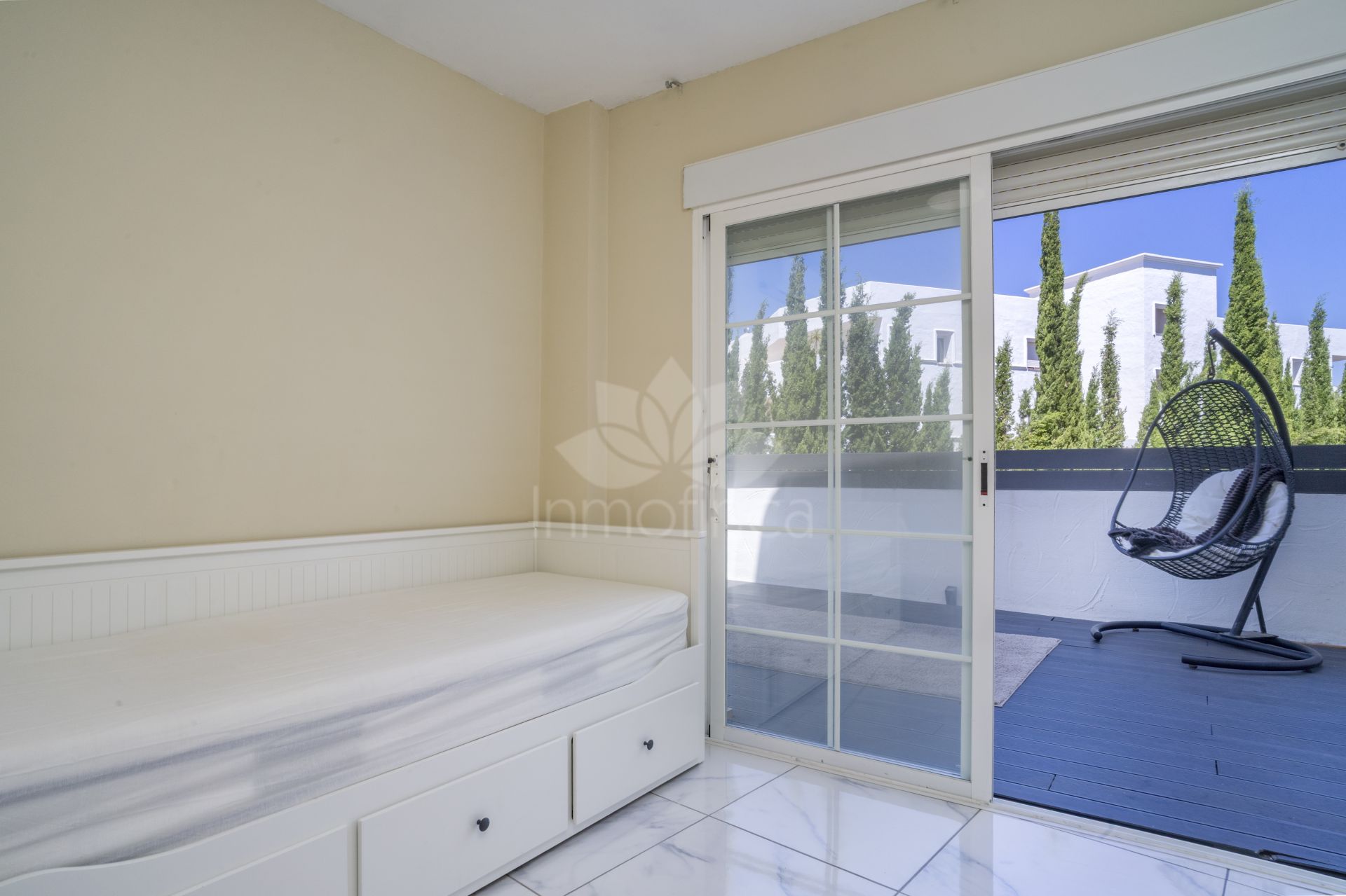 Apartamento Planta Baja en Nueva Andalucia, Marbella