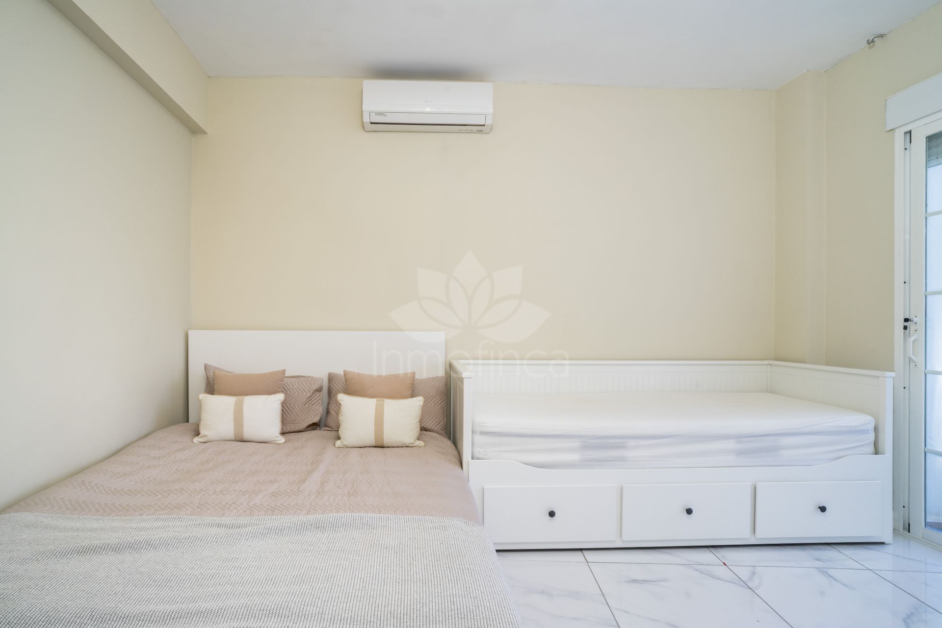 Apartamento Planta Baja en Nueva Andalucia, Marbella