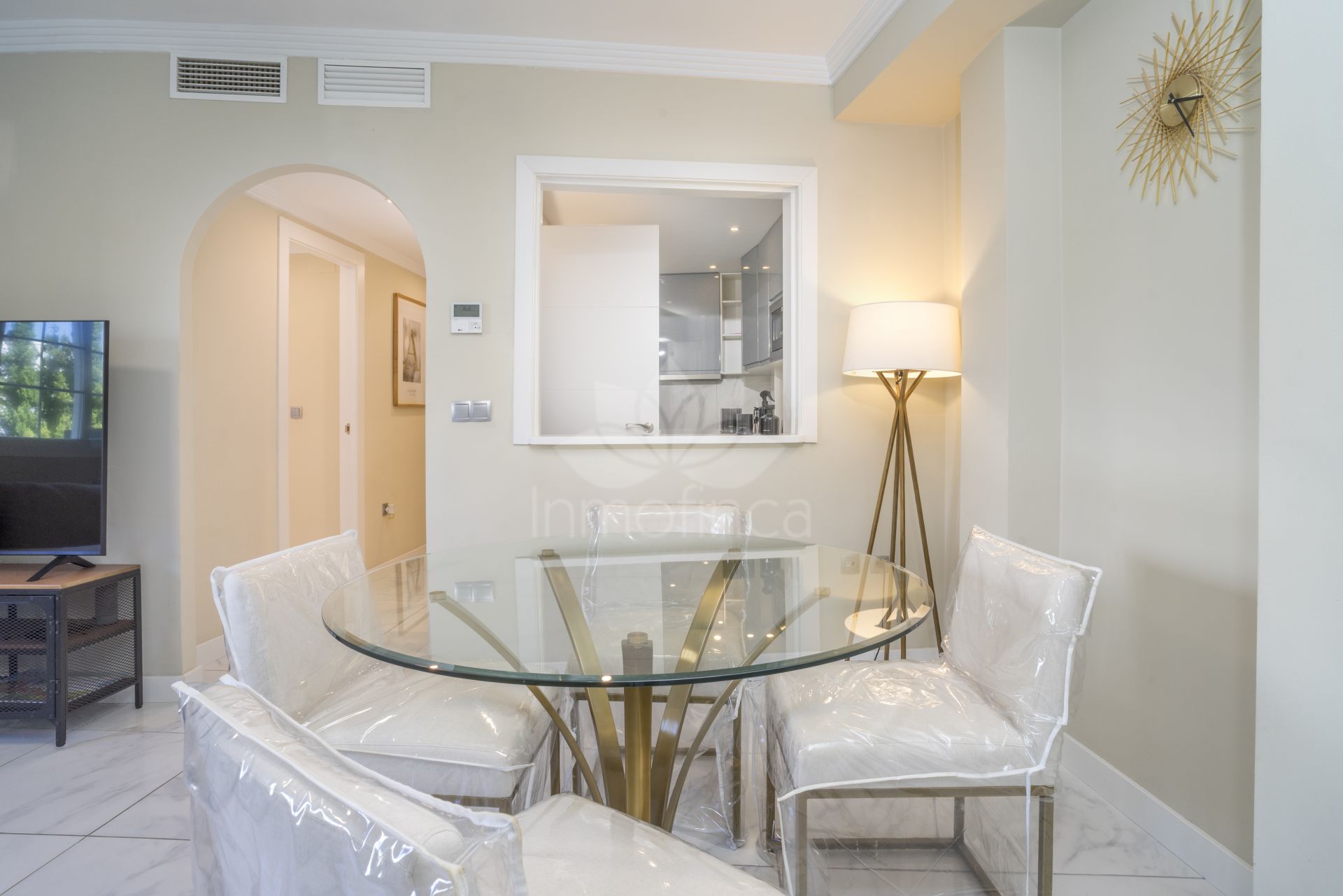 Apartamento Planta Baja en Nueva Andalucia, Marbella