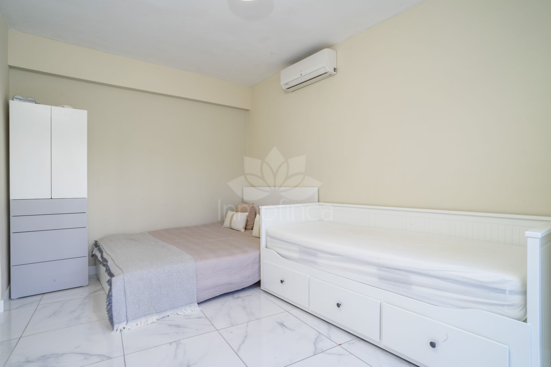 Apartamento Planta Baja en Nueva Andalucia, Marbella