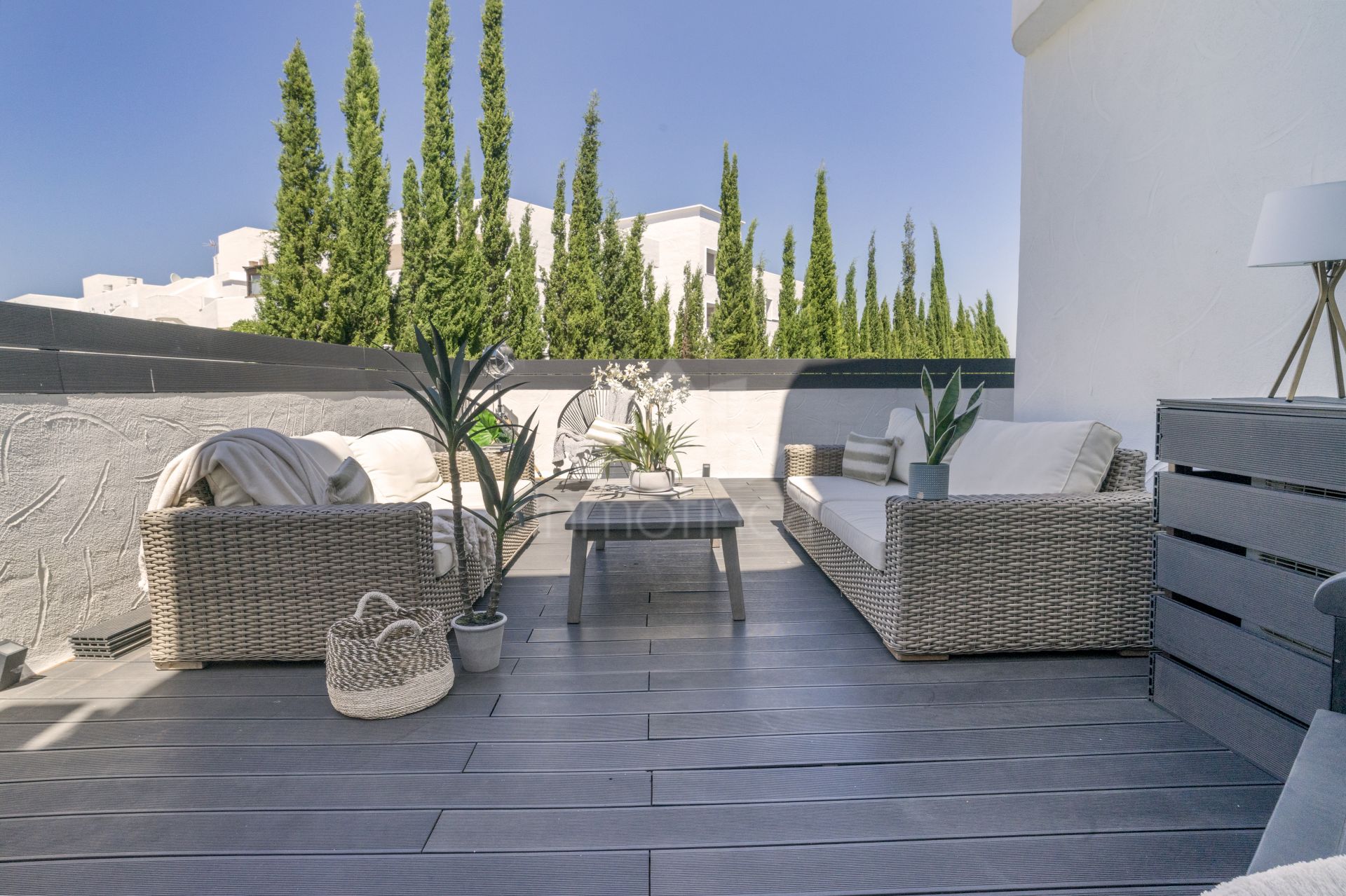 Apartamento Planta Baja en Nueva Andalucia, Marbella