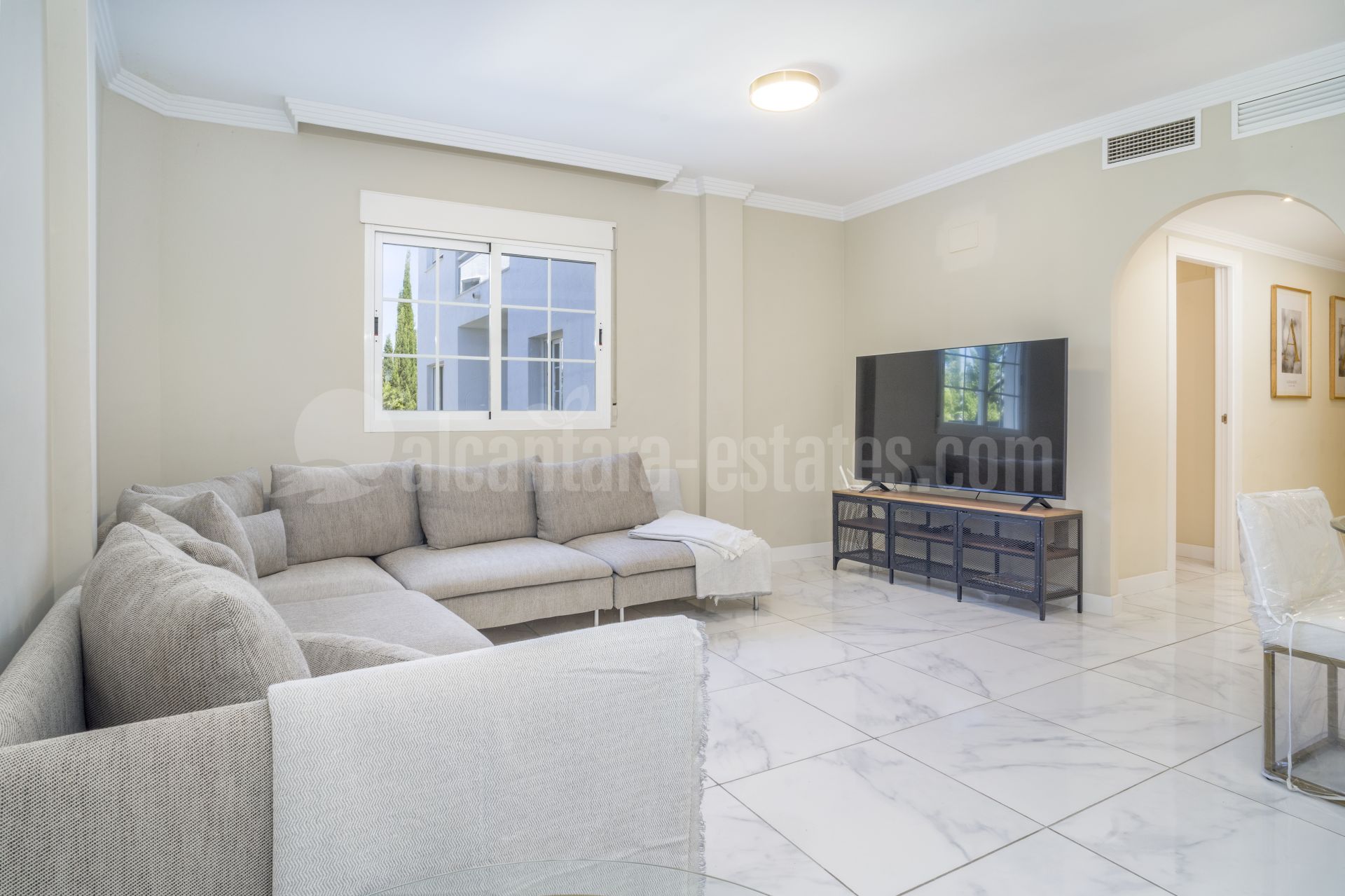 Ground Floor Apartment in Nueva Andalucia, Marbella