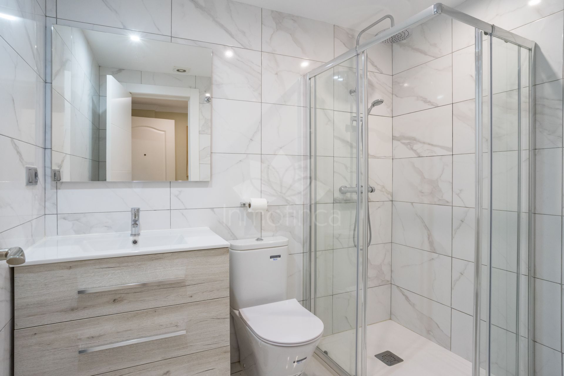 Apartamento Planta Baja en Nueva Andalucia, Marbella