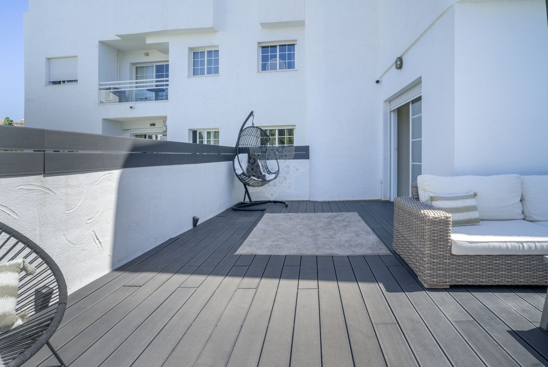 Apartament na parterze w Nueva Andalucia, Marbella