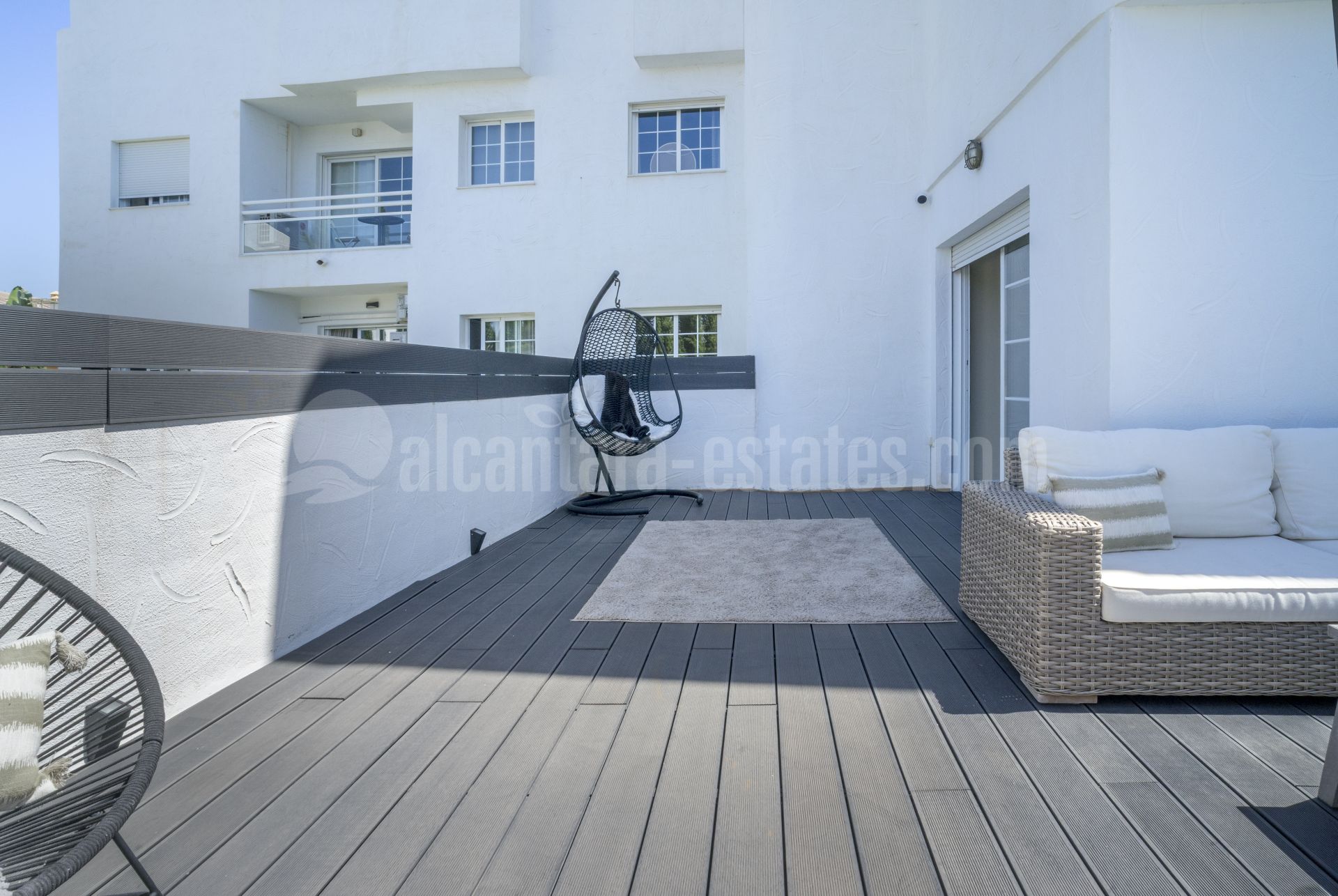 Ground Floor Apartment in Nueva Andalucia, Marbella