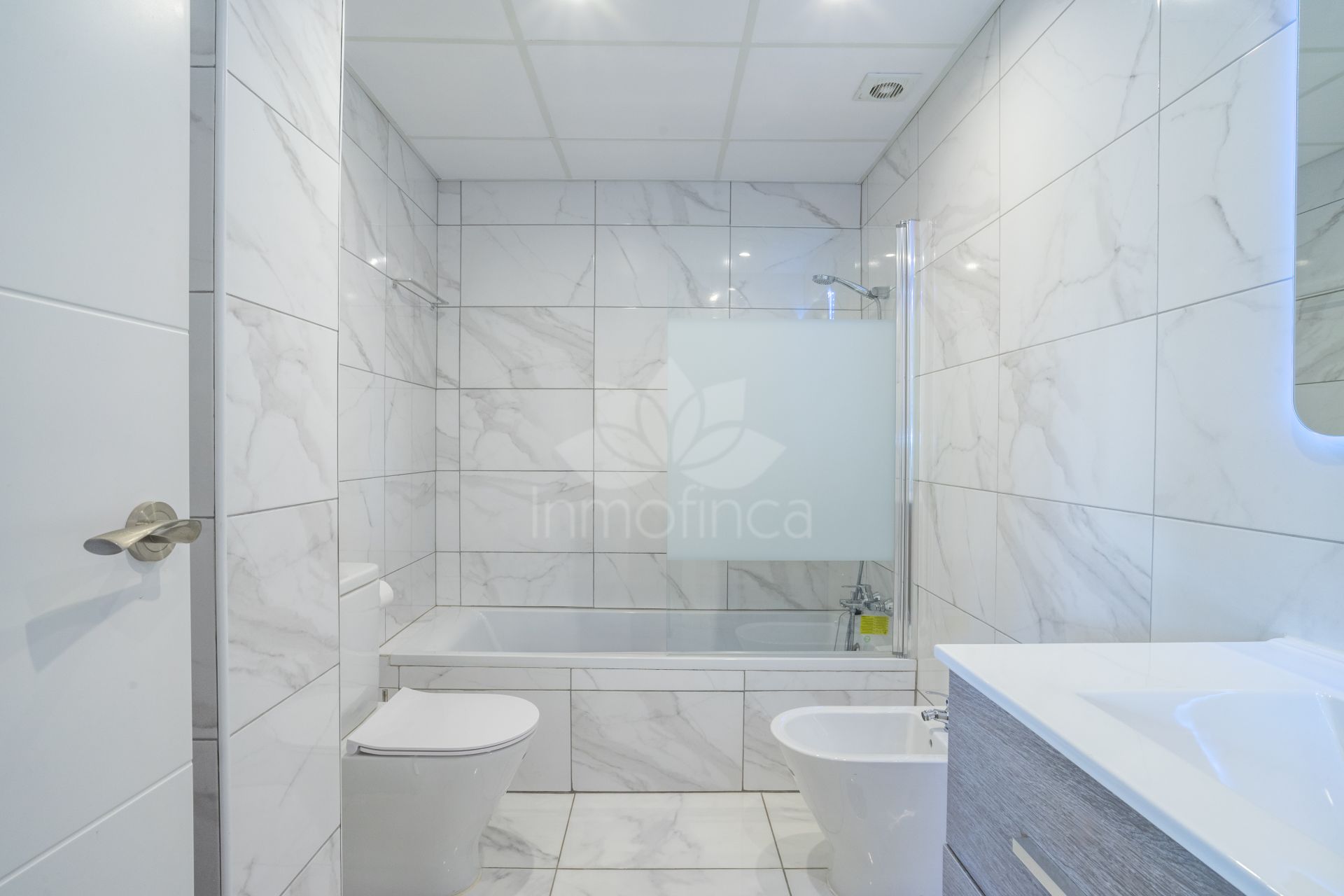 Apartamento Planta Baja en Nueva Andalucia, Marbella