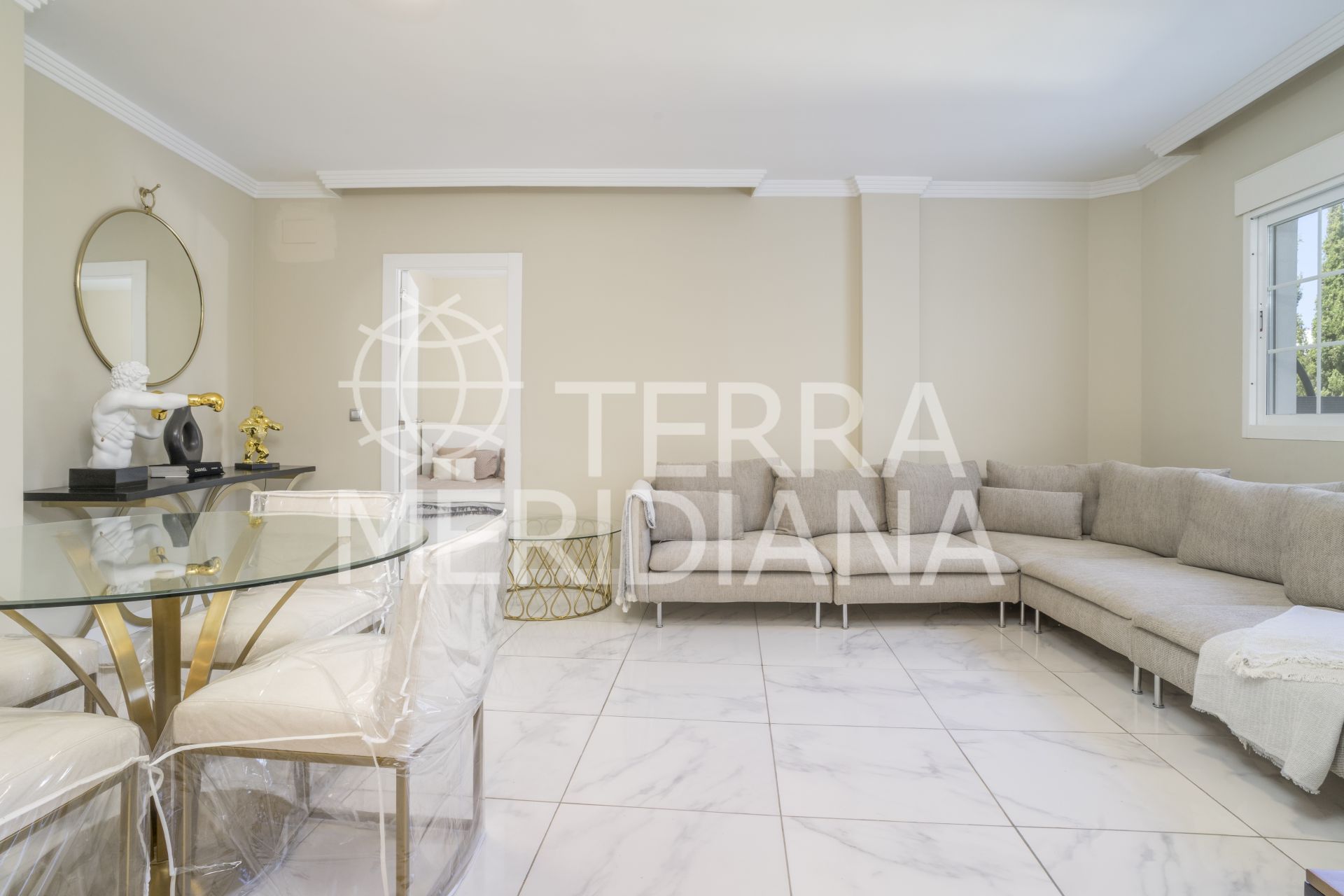 Ground Floor Apartment in Nueva Andalucia, Marbella