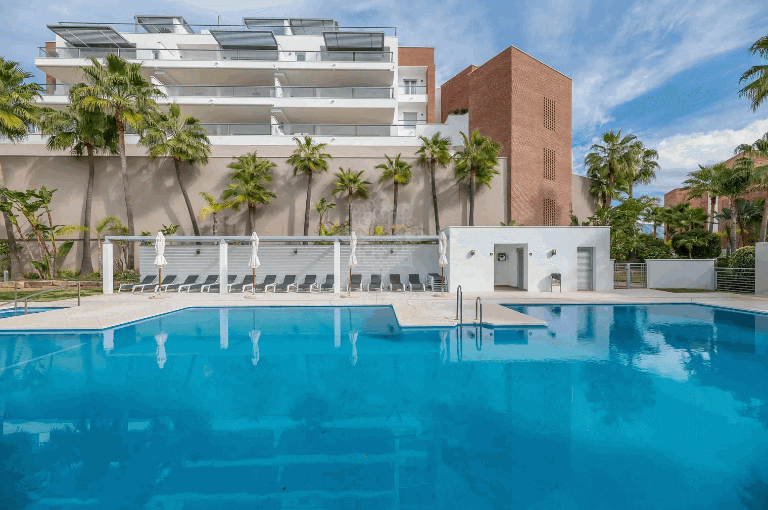 Ground Floor Apartment in Los Arqueros, Benahavis