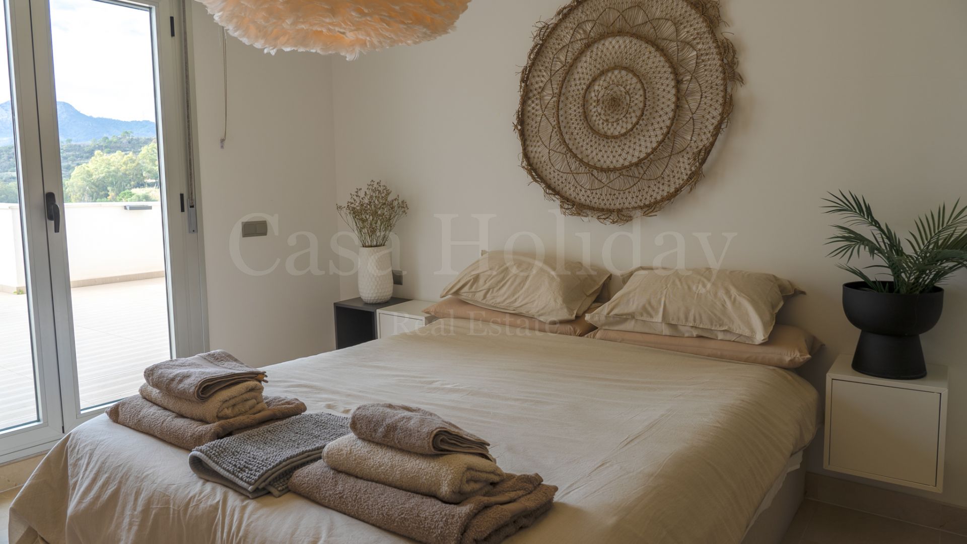 Apartamento Planta Baja en Los Arqueros, Benahavis