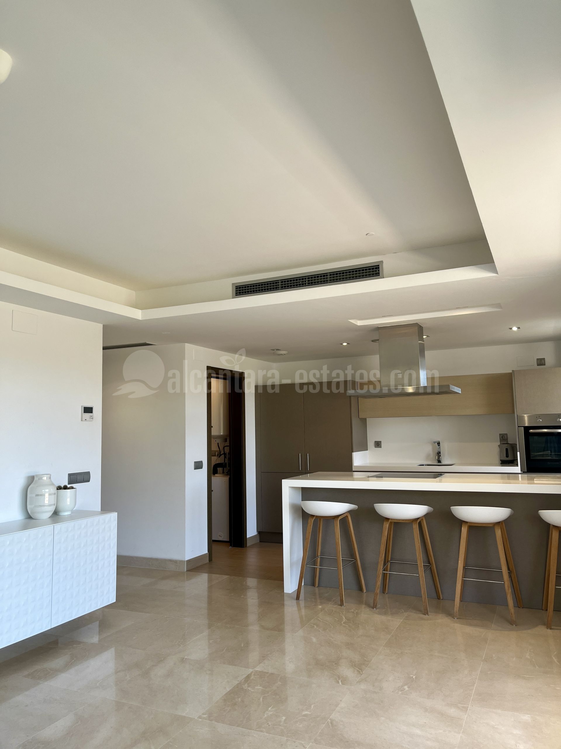 Apartamento Planta Baja en Los Arqueros, Benahavis