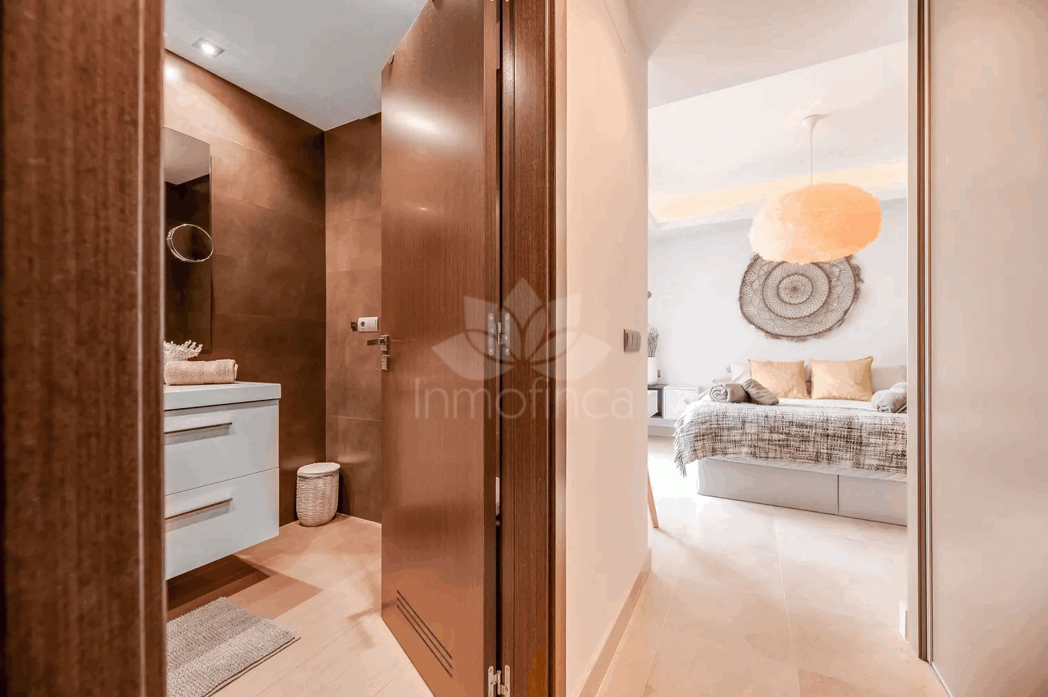 Apartamento Planta Baja en Los Arqueros, Benahavis