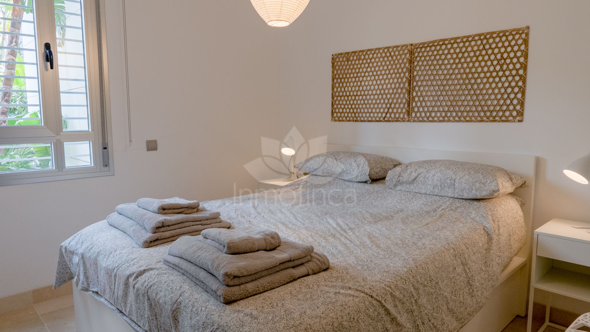 Apartamento Planta Baja en Los Arqueros, Benahavis