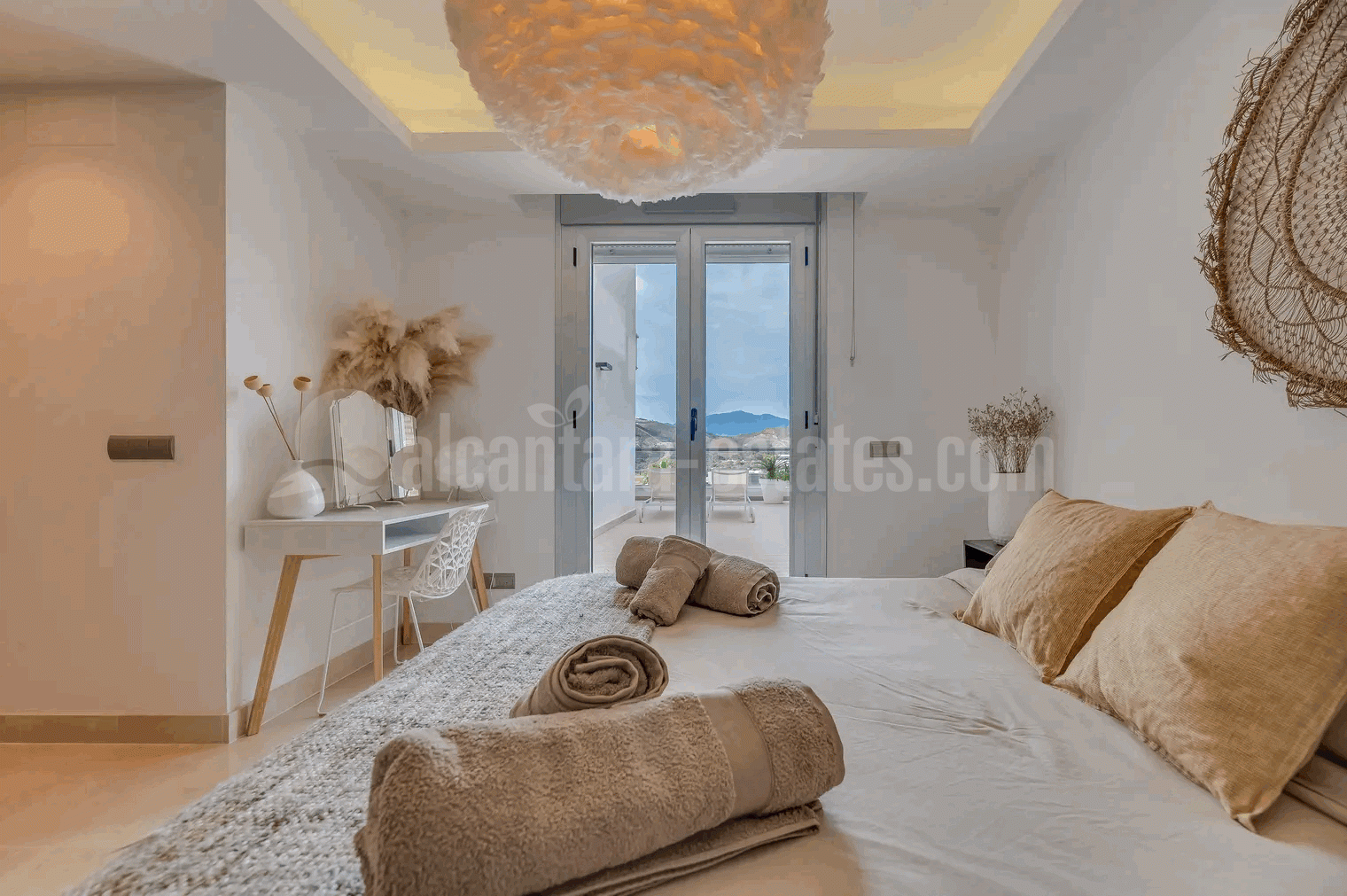 Apartamento Planta Baja en Los Arqueros, Benahavis