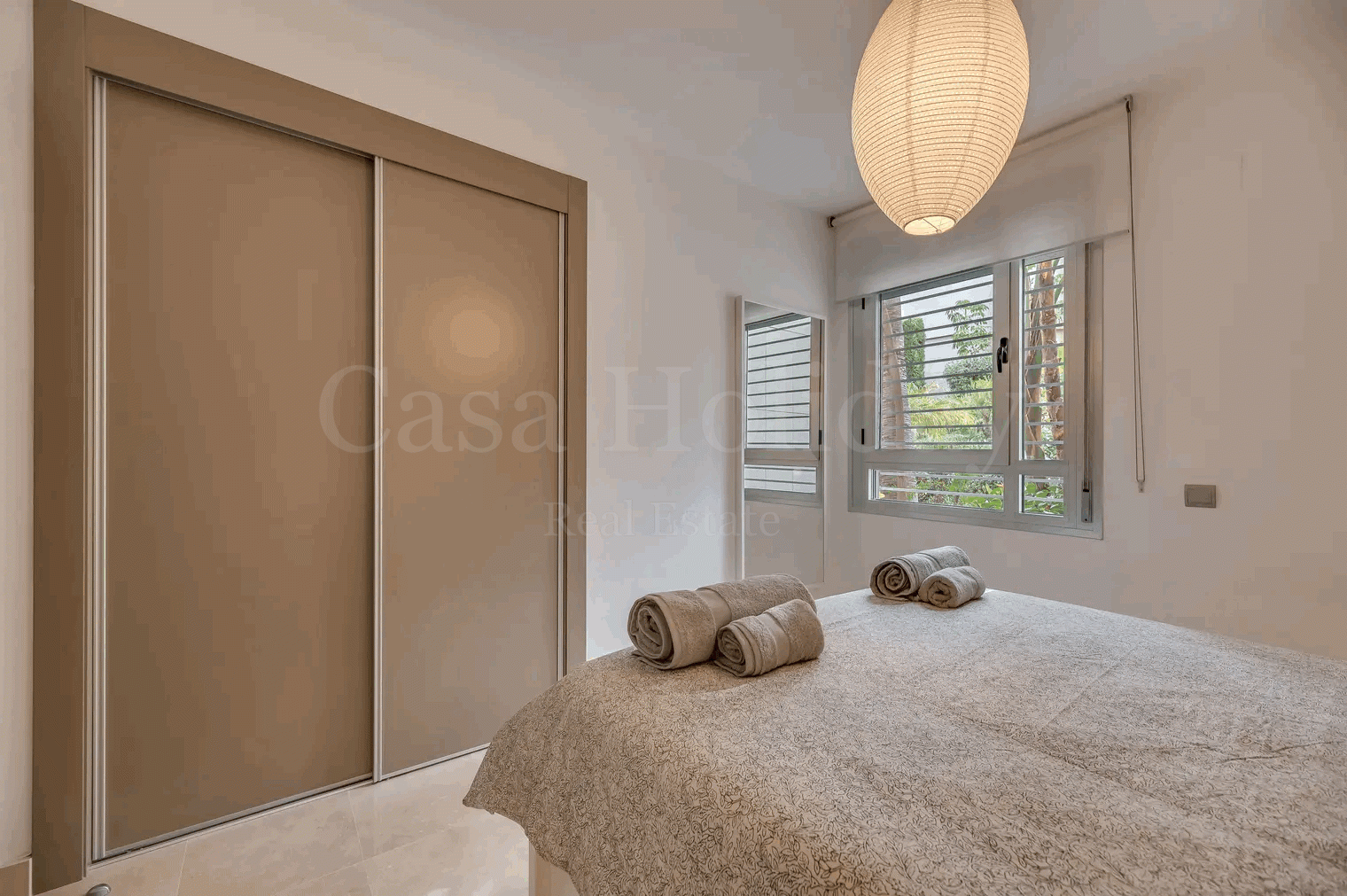Apartamento Planta Baja en Los Arqueros, Benahavis
