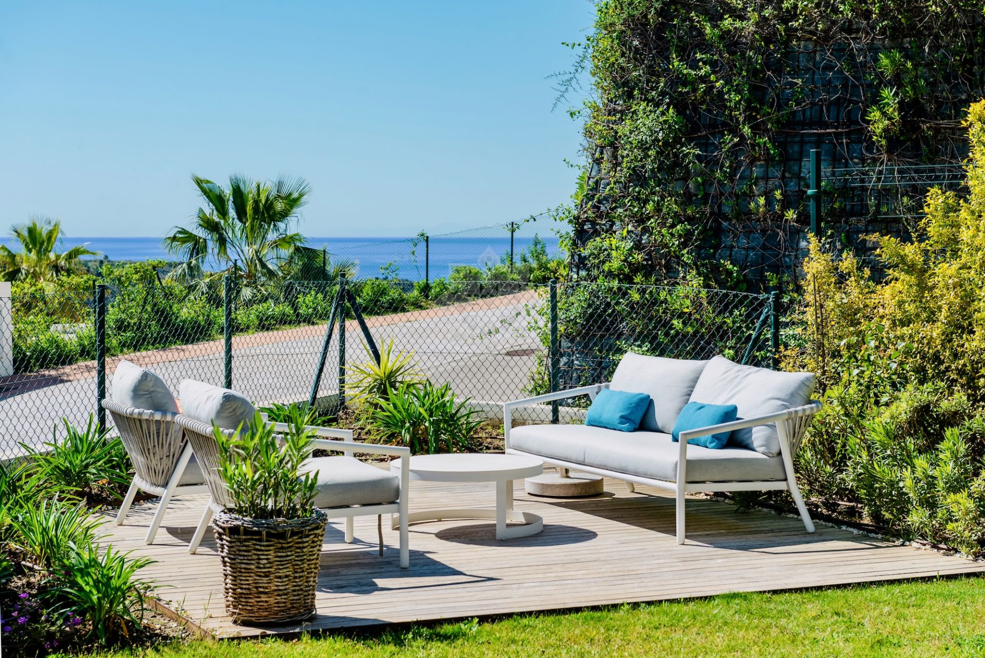 Ground Floor Duplex in Marbella Club Hills, Benahavis