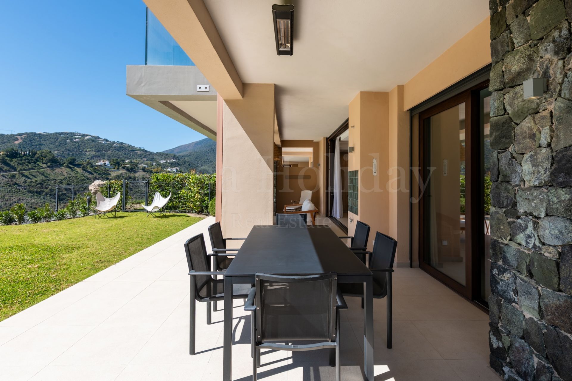 Apartamento Planta Baja en Real de La Quinta, Benahavis