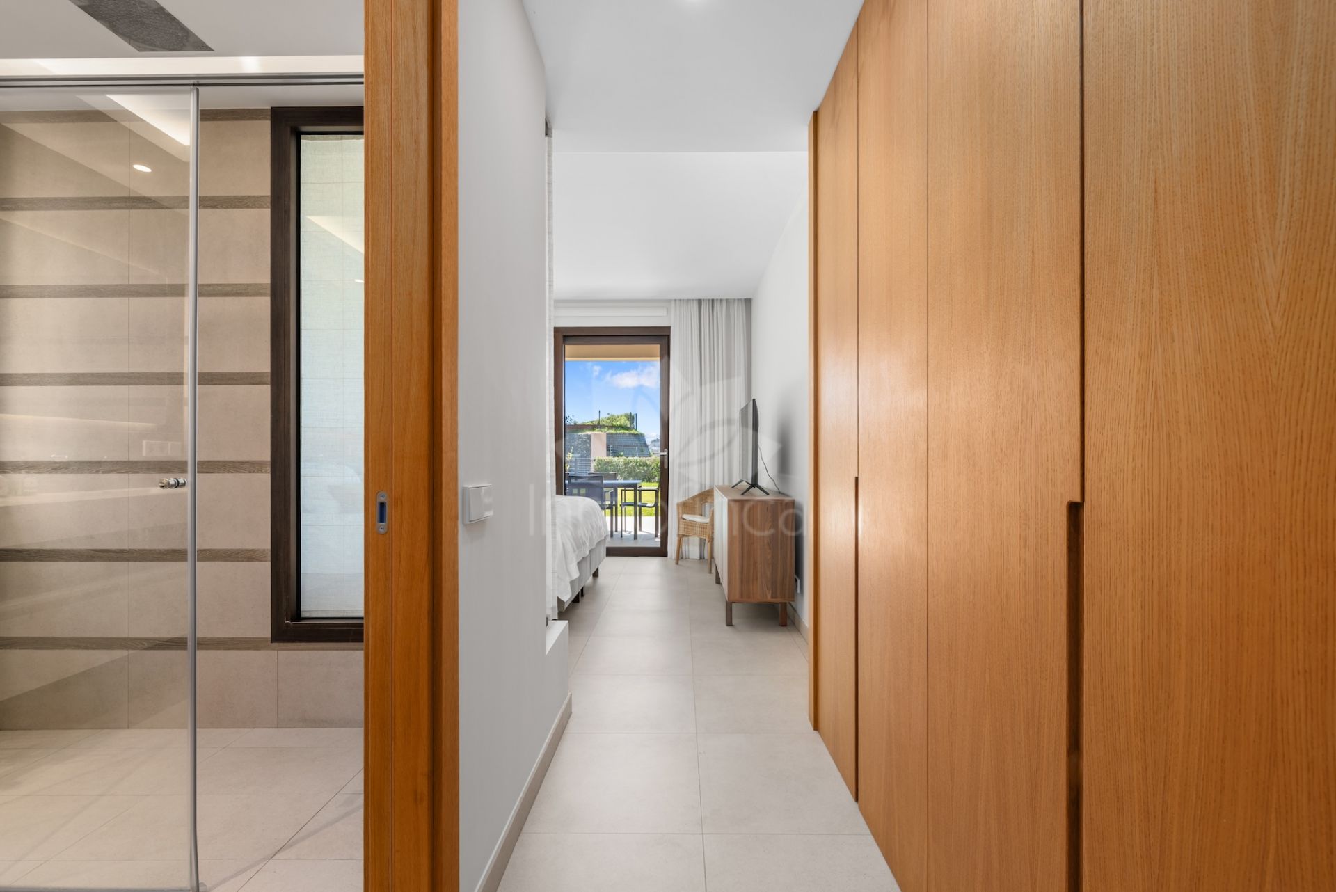 Ground Floor Apartment in Real de La Quinta, Benahavis