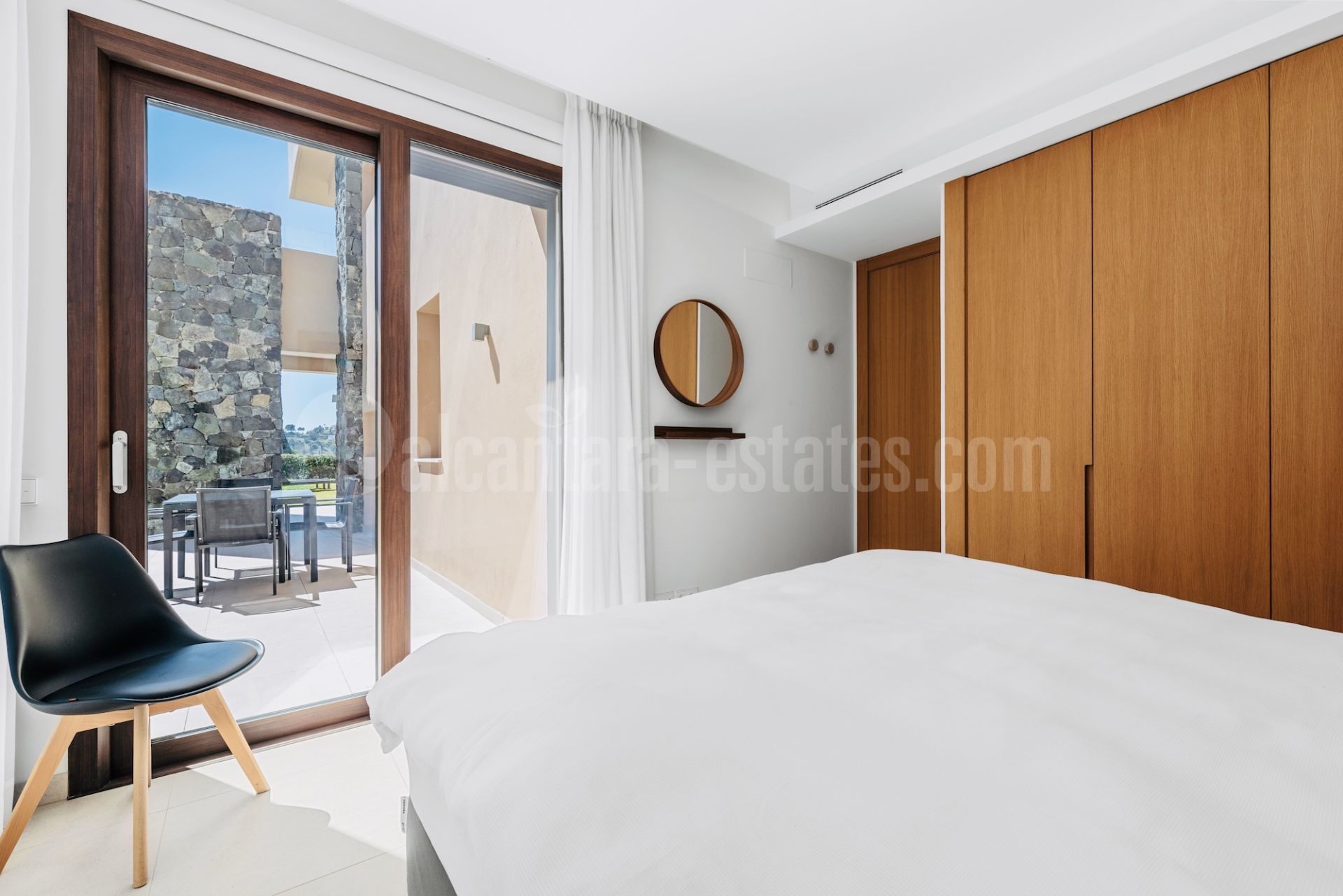 Ground Floor Apartment in Real de La Quinta, Benahavis