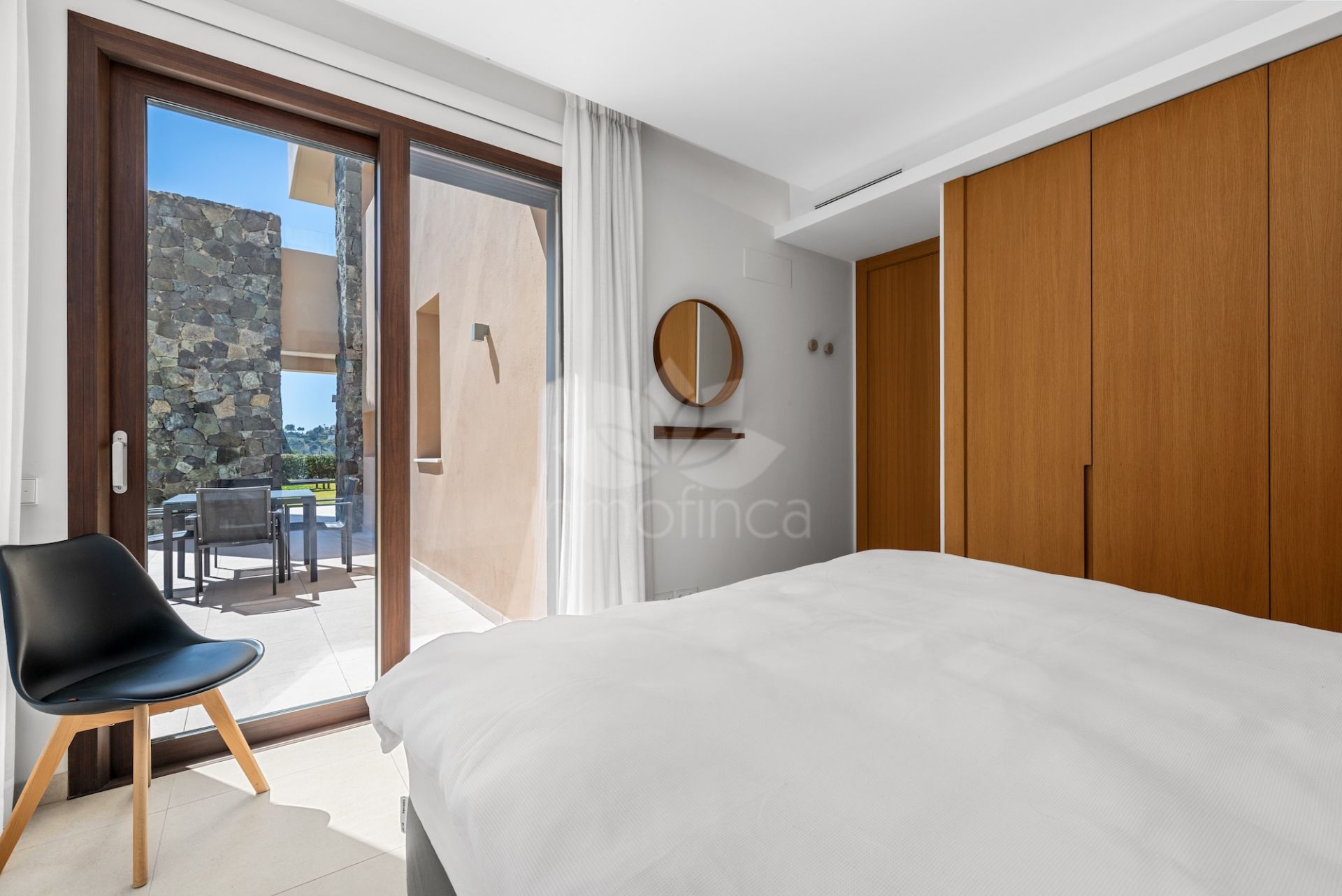 Ground Floor Apartment in Real de La Quinta, Benahavis