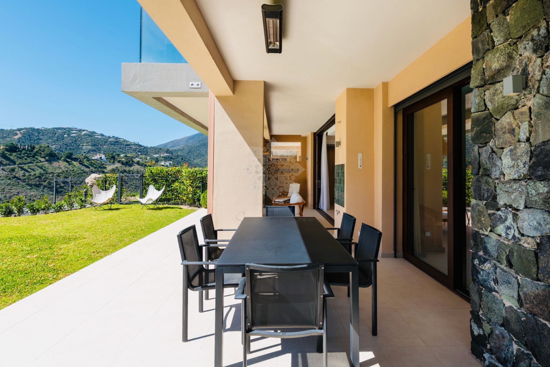 Apartamento Planta Baja en Real de La Quinta, Benahavis