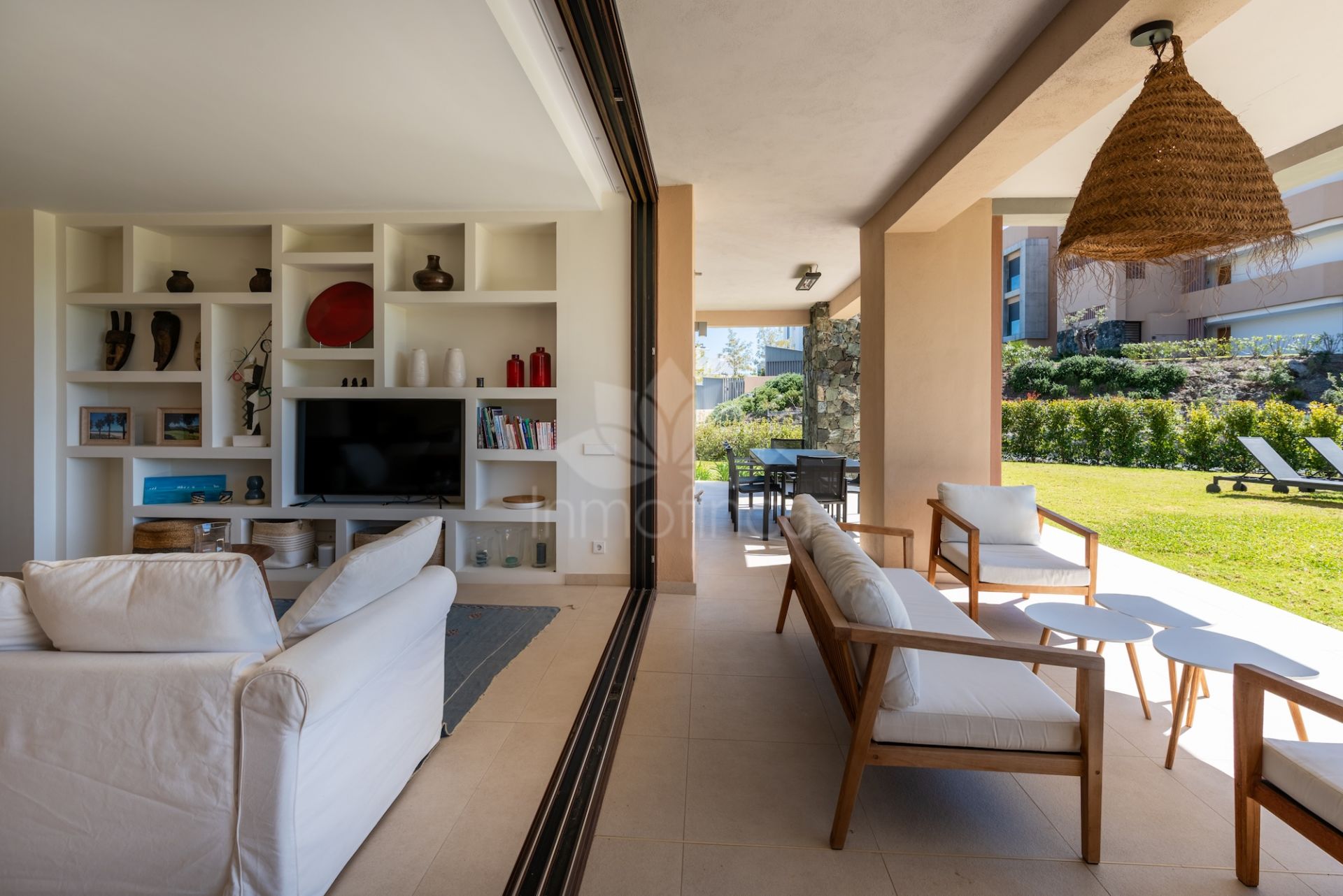 Ground Floor Apartment in Real de La Quinta, Benahavis