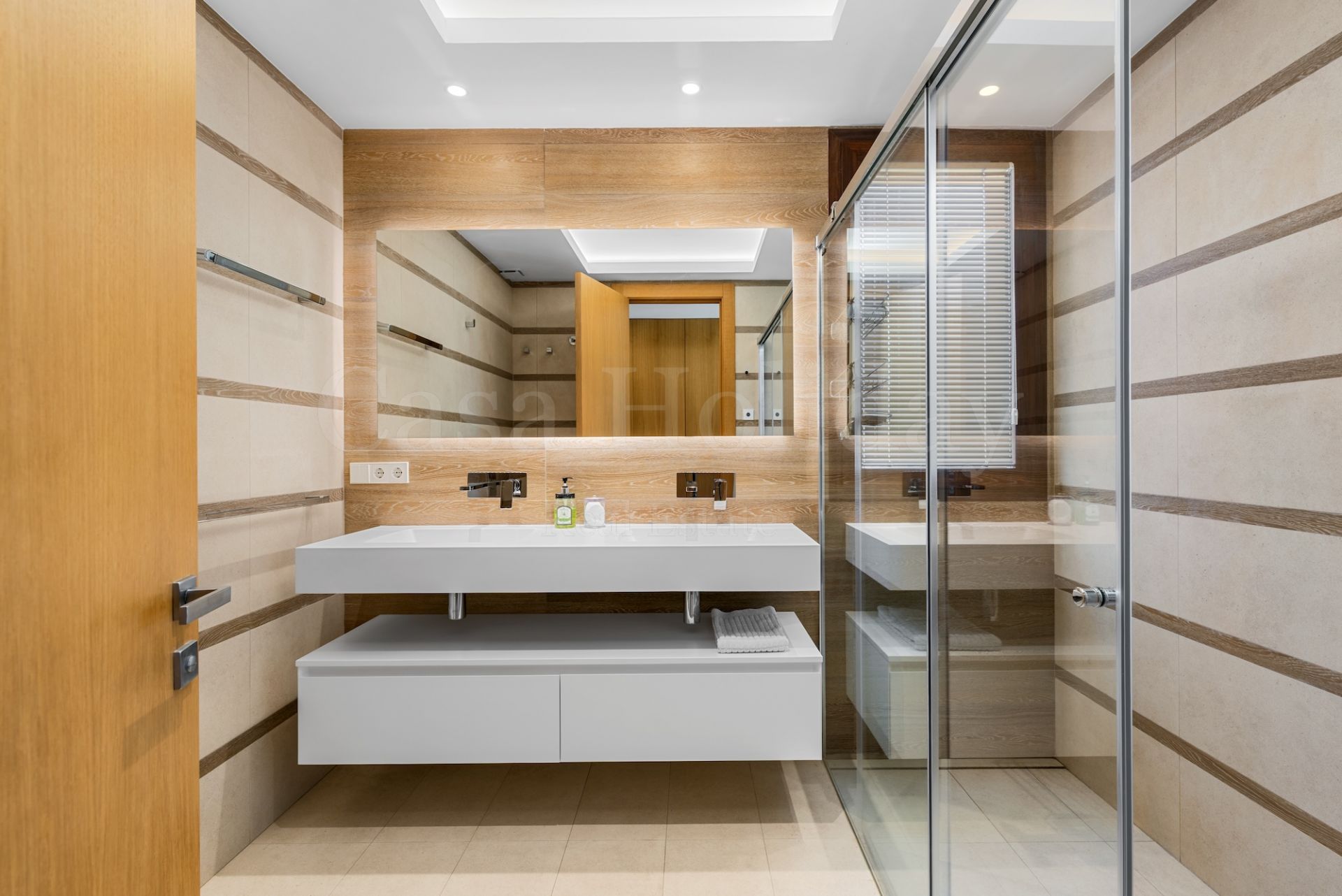 Apartamento Planta Baja en Real de La Quinta, Benahavis