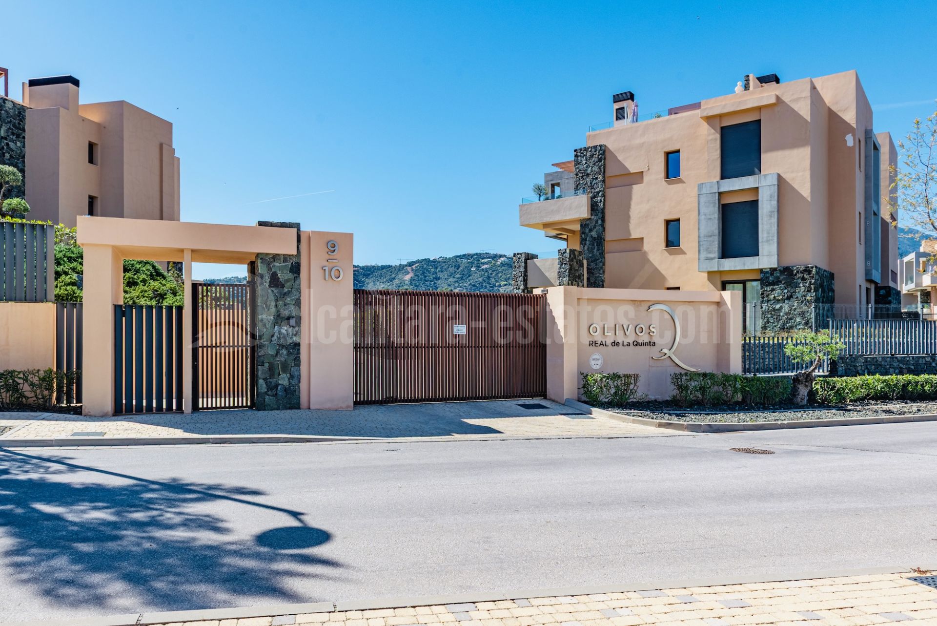 Ground Floor Apartment in Real de La Quinta, Benahavis