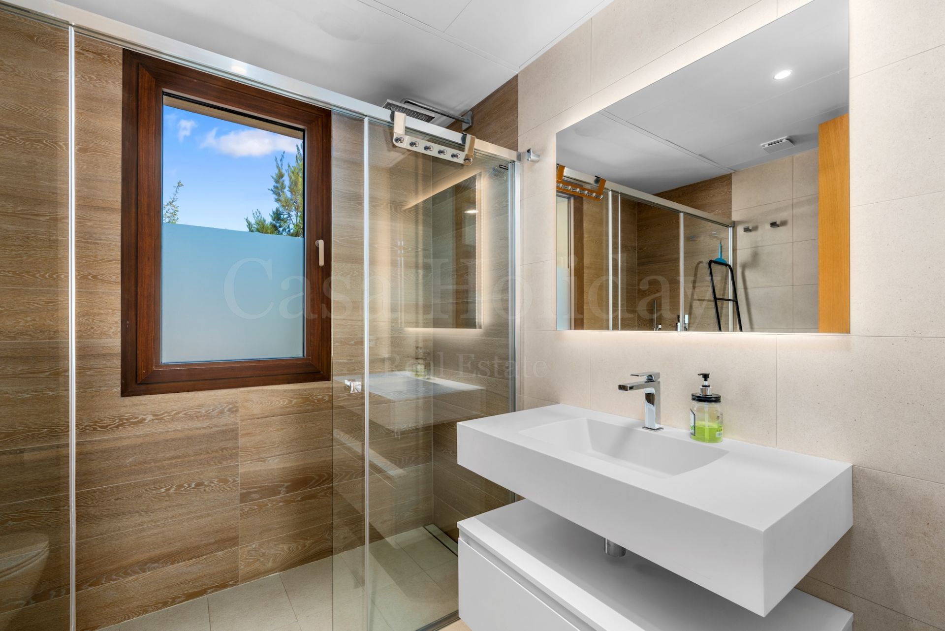 Apartamento Planta Baja en Real de La Quinta, Benahavis