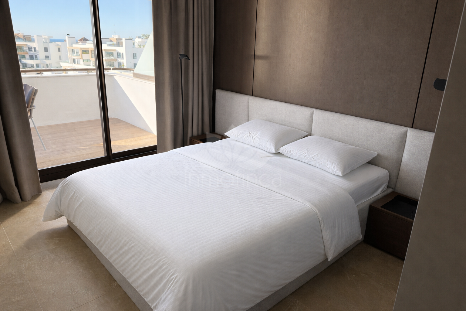 Atico Duplex en Las Mesas, Estepona