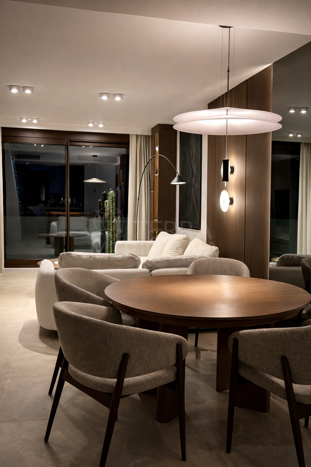 Duplex Penthouse in Las Mesas, Estepona