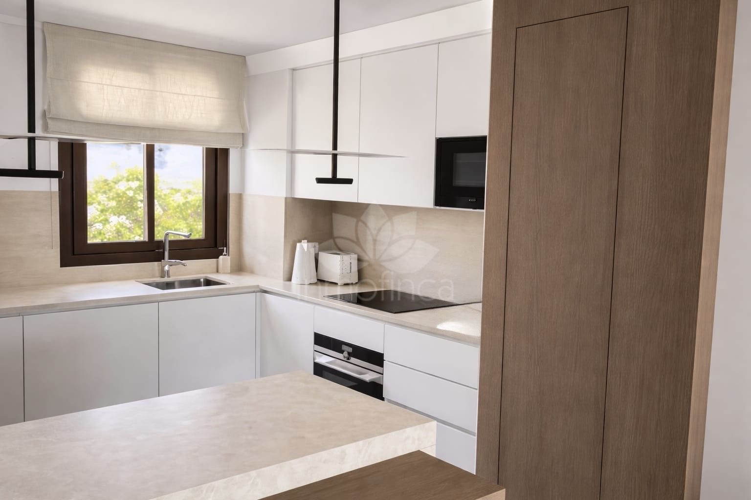 Duplex Penthouse in Las Mesas, Estepona