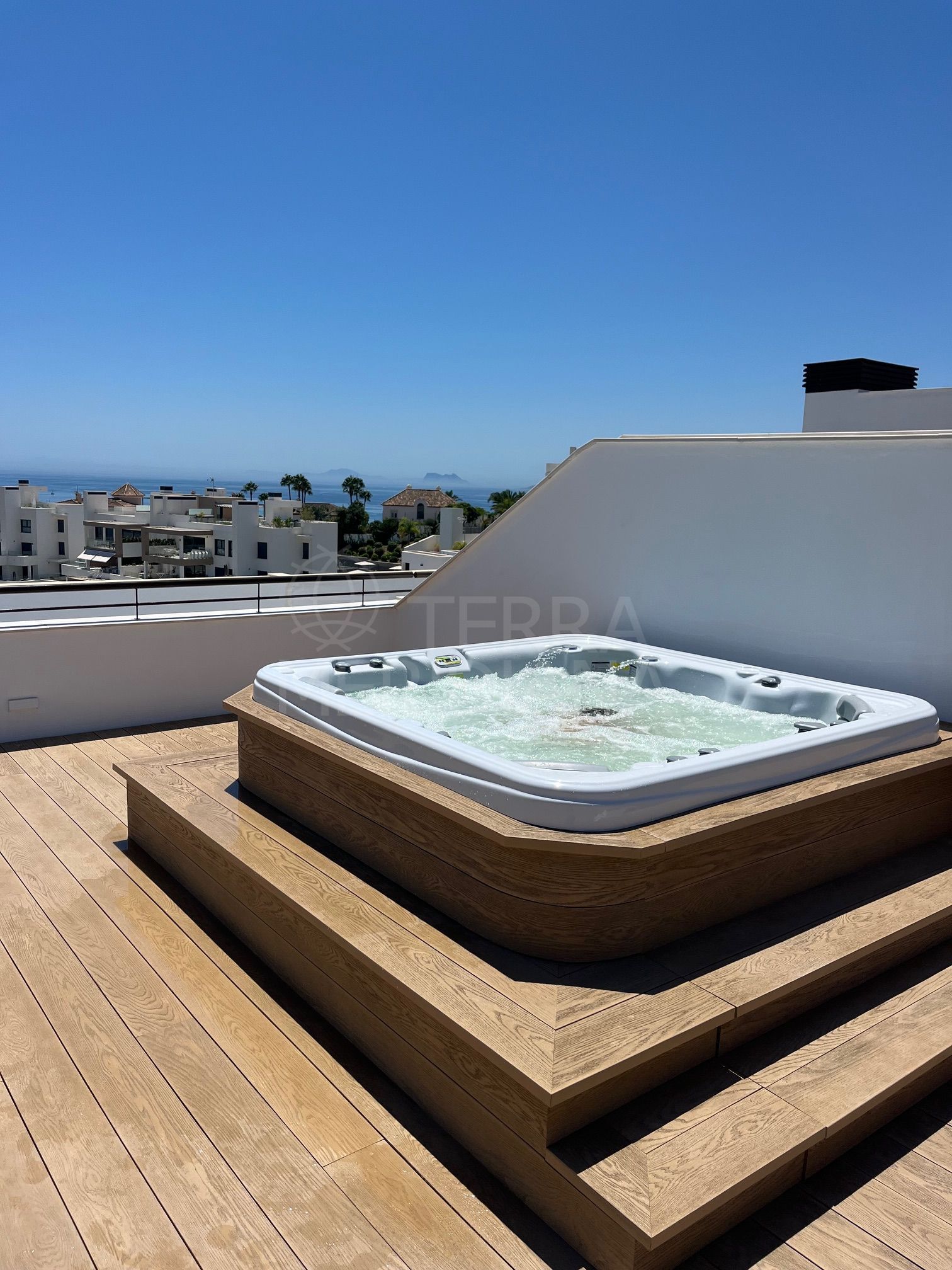 Duplex Penthouse in Las Mesas, Estepona