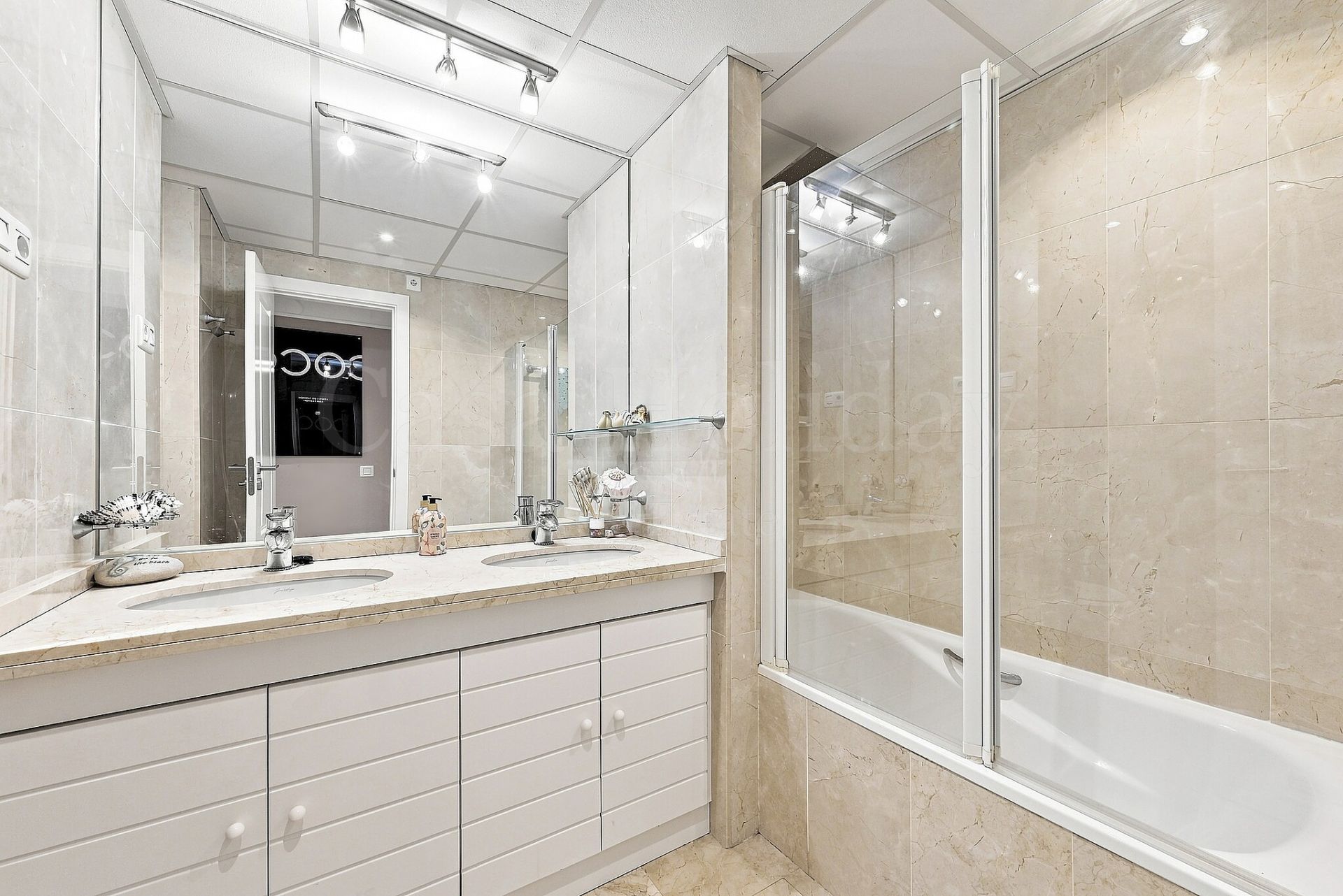 Apartamento en Benalmadena Costa, Benalmadena