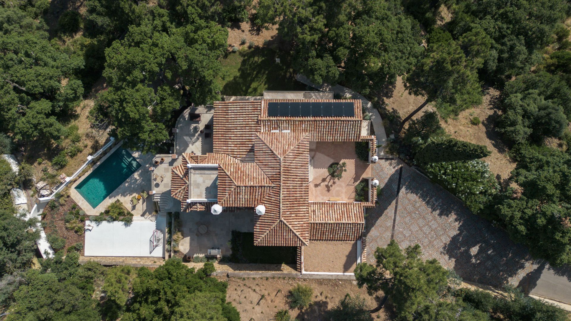 Villa en El Madroñal, Benahavis