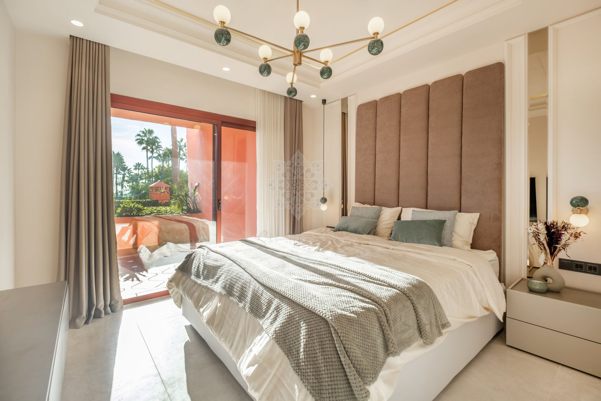 Apartment in Cabo Bermejo, Estepona