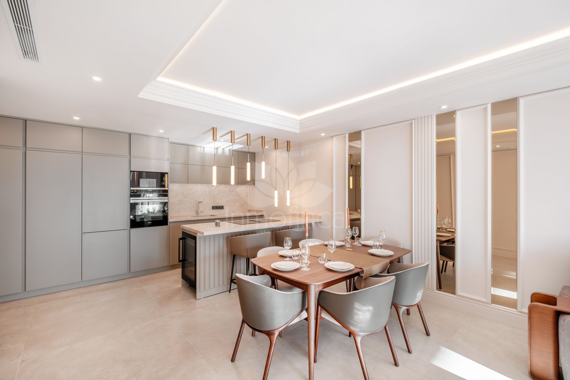 Apartamento en Cabo Bermejo, Estepona