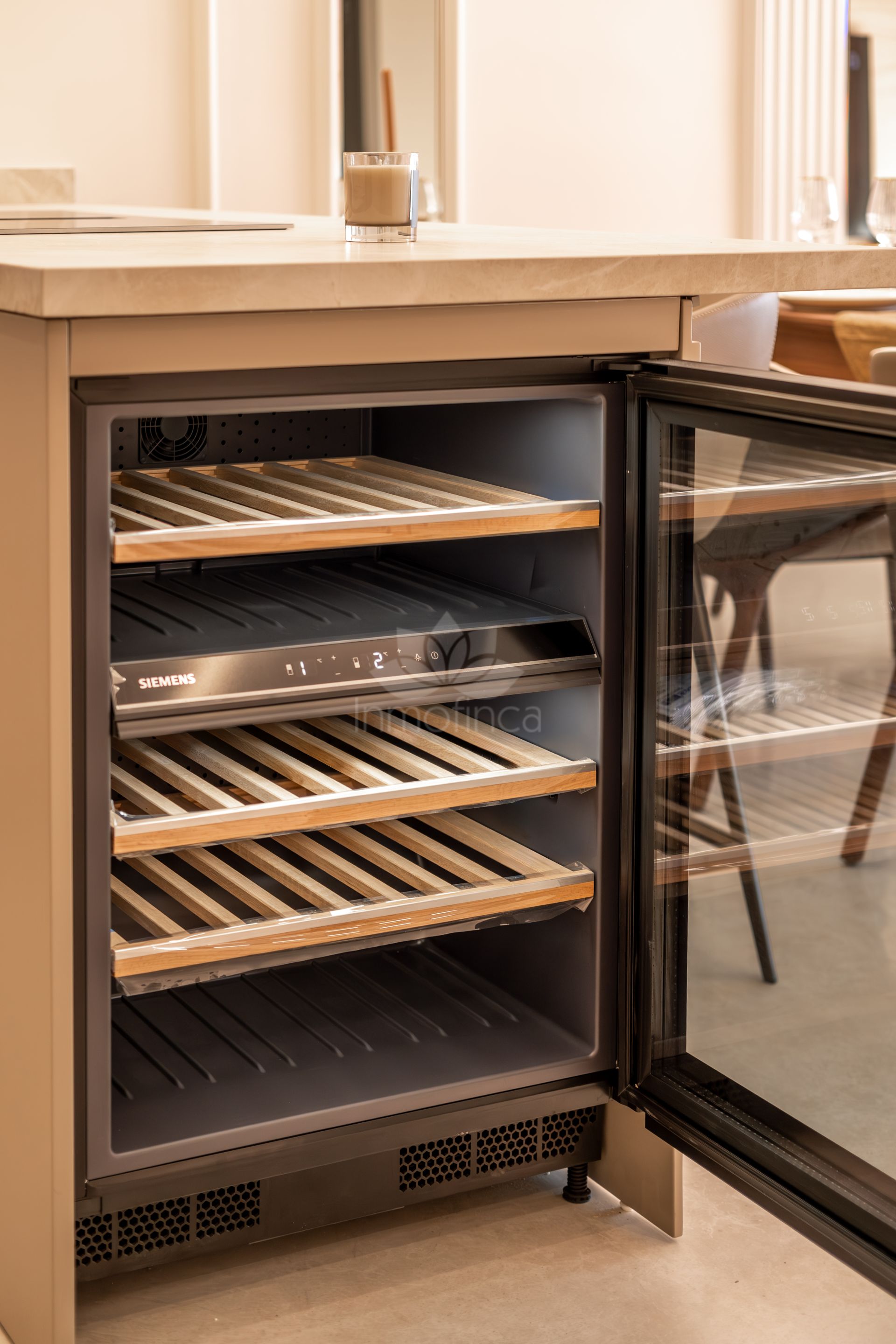 Apartamento en Cabo Bermejo, Estepona