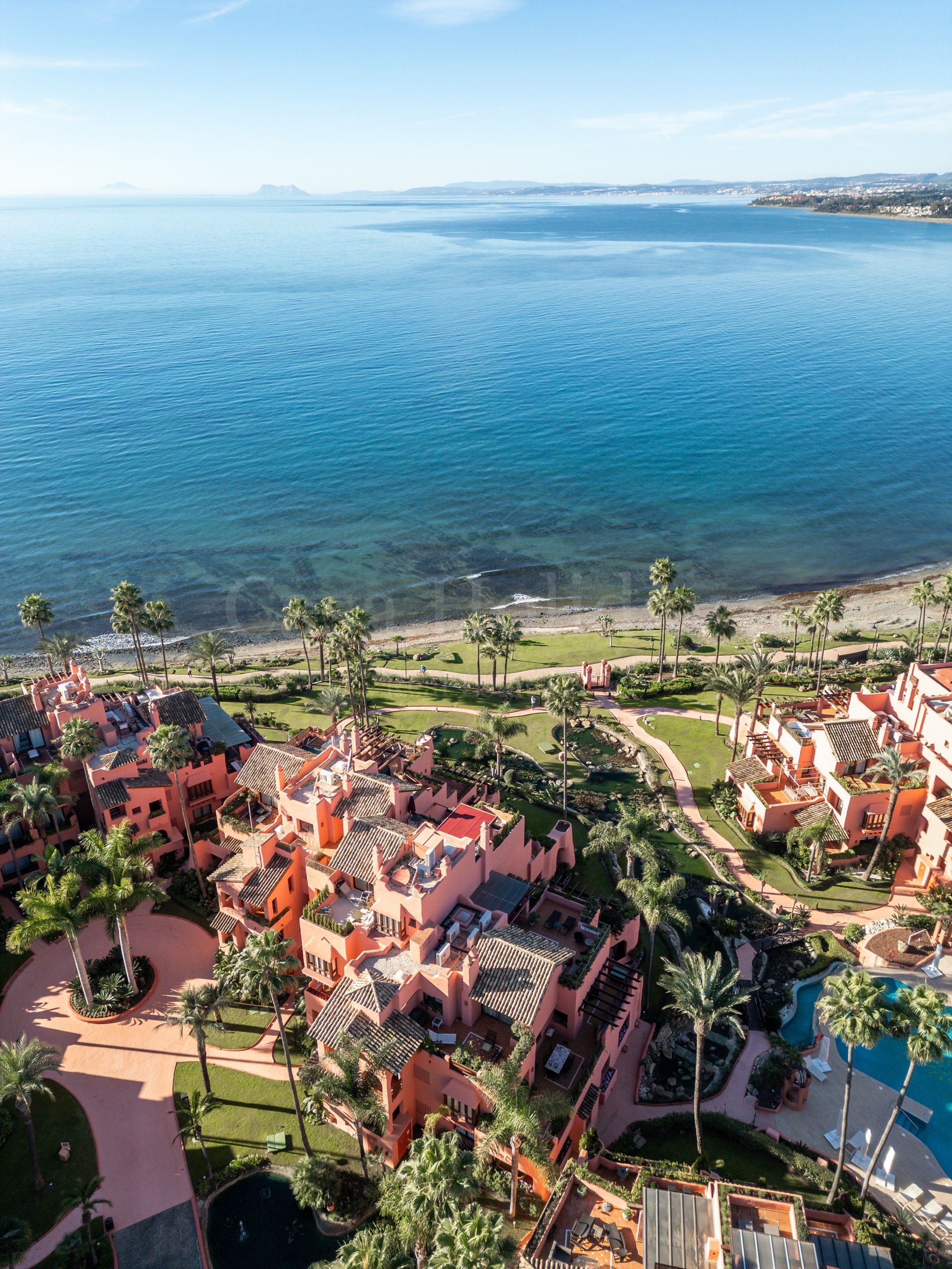 Apartamento en Cabo Bermejo, Estepona