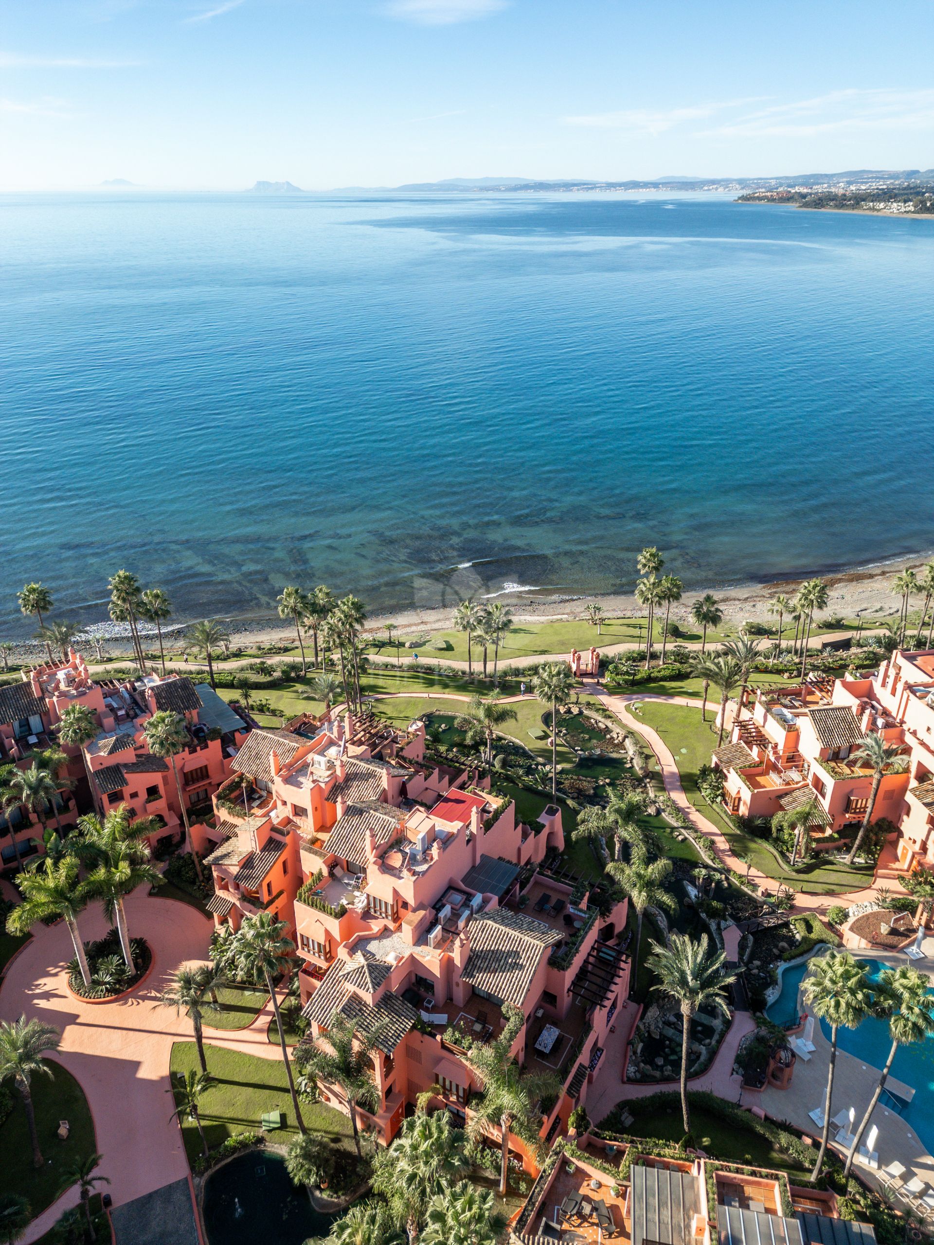 Apartamento en Cabo Bermejo, Estepona