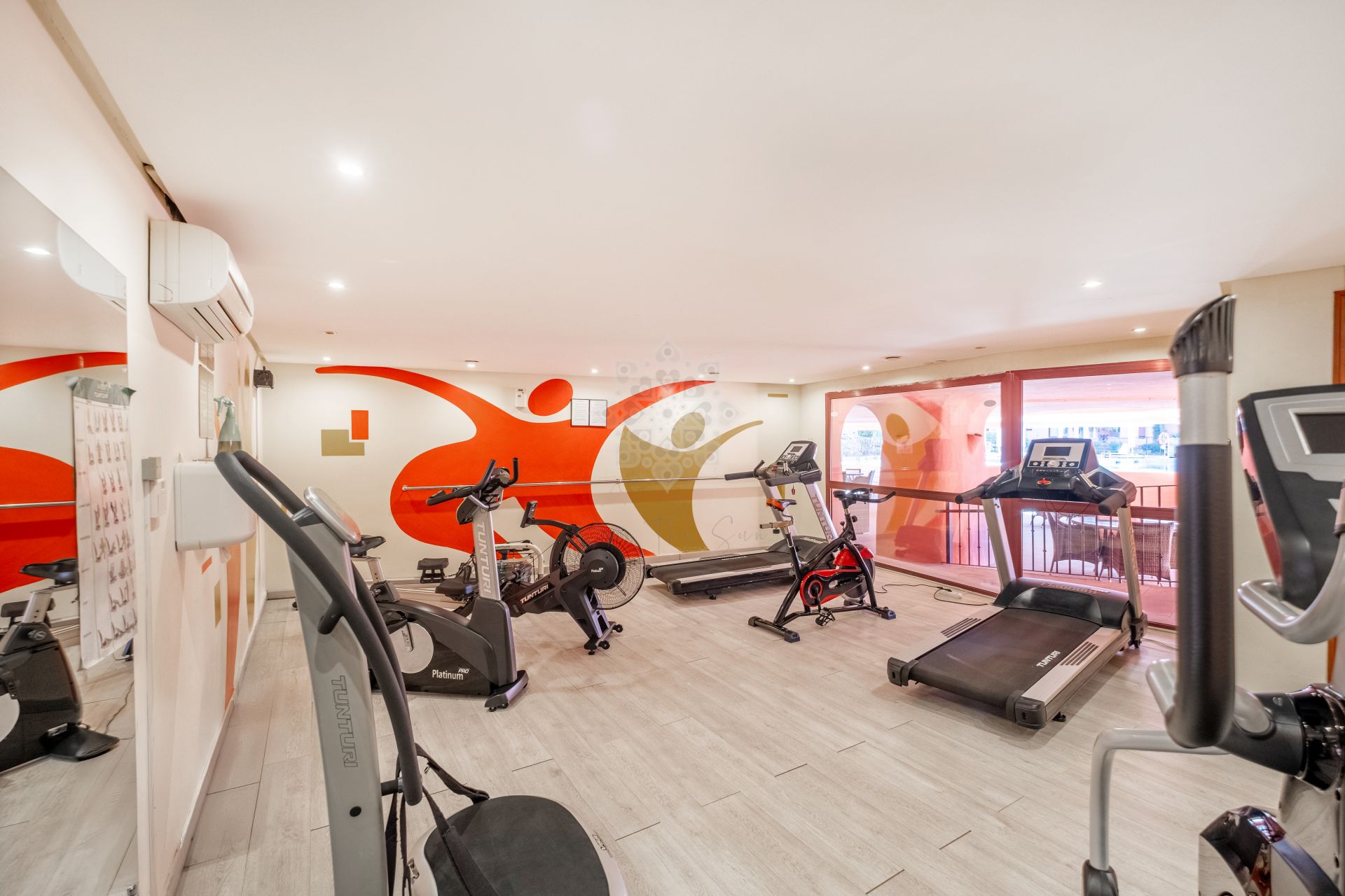 Apartment in Cabo Bermejo, Estepona