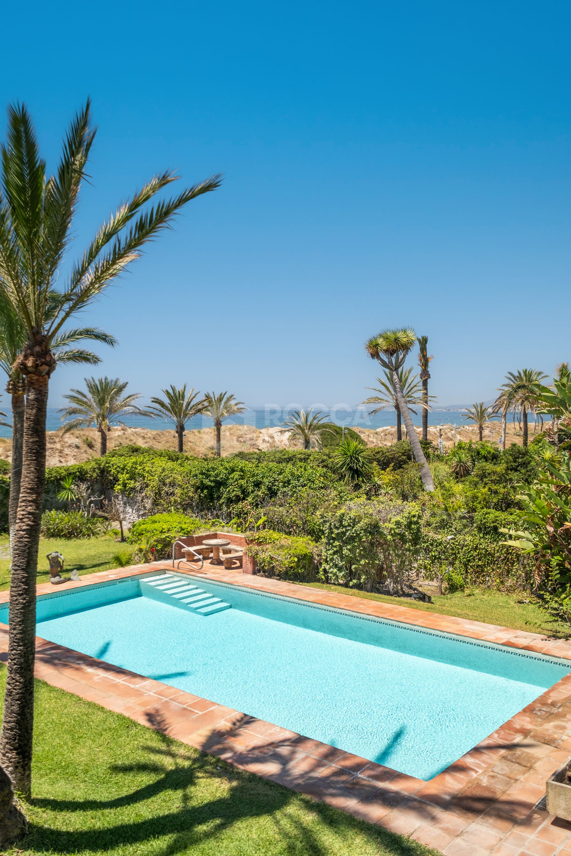 Seafront Villa for Summer Rentals