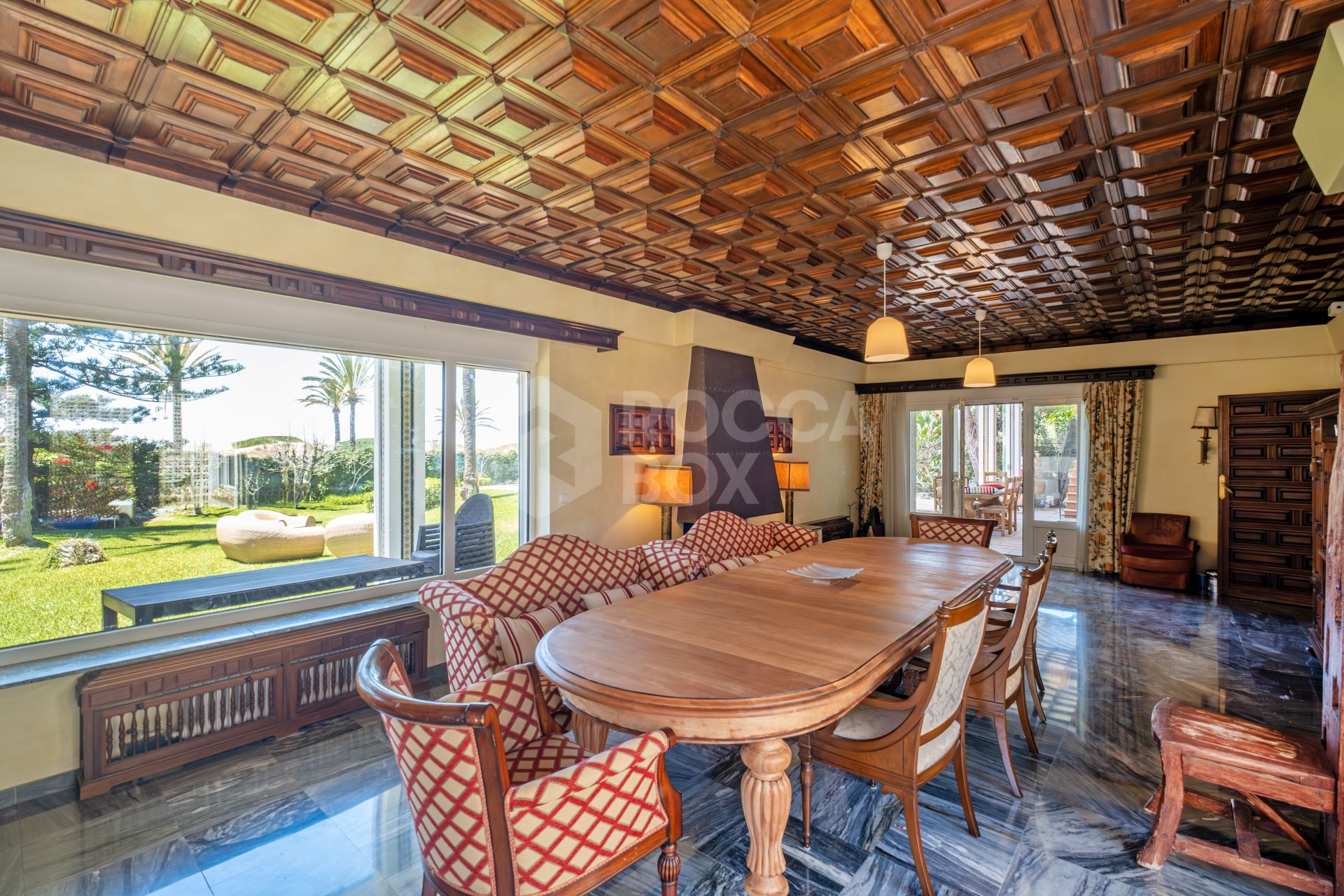 Seafront Villa for Summer Rentals