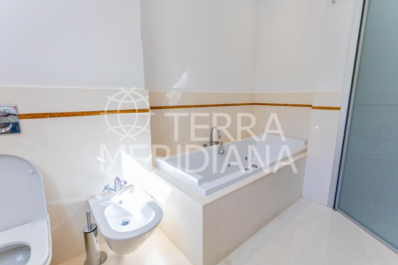 Semi Detached Villa in Meisho Hills, Marbella