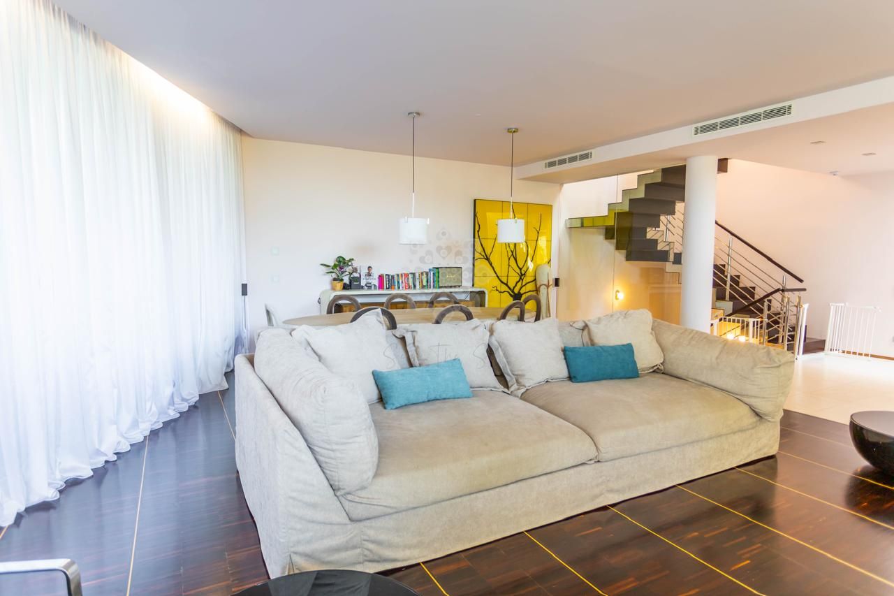 Semi Detached Villa in Meisho Hills, Marbella