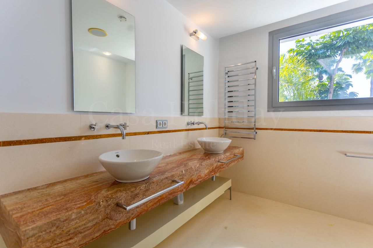 Villa Pareada en Meisho Hills, Marbella