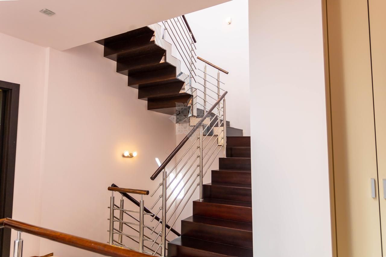 Semi Detached Villa in Meisho Hills, Marbella