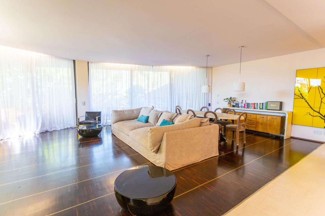 Villa Pareada en Meisho Hills, Marbella