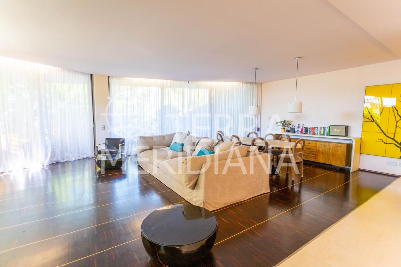 Semi Detached Villa in Meisho Hills, Marbella