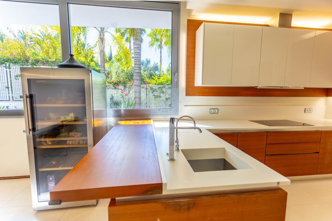 Semi Detached Villa in Meisho Hills, Marbella